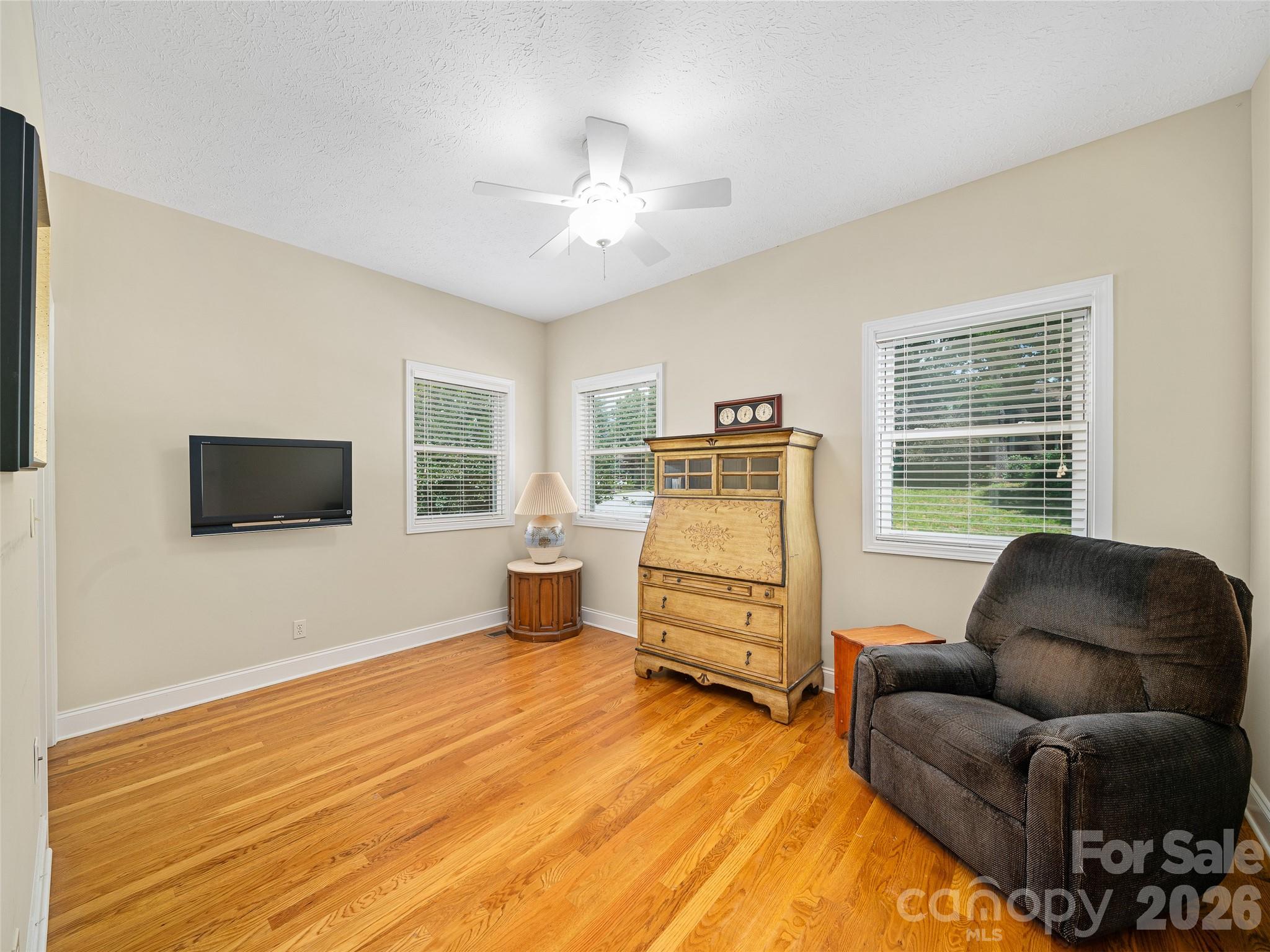 67 Ashefield Court — Hendersonville