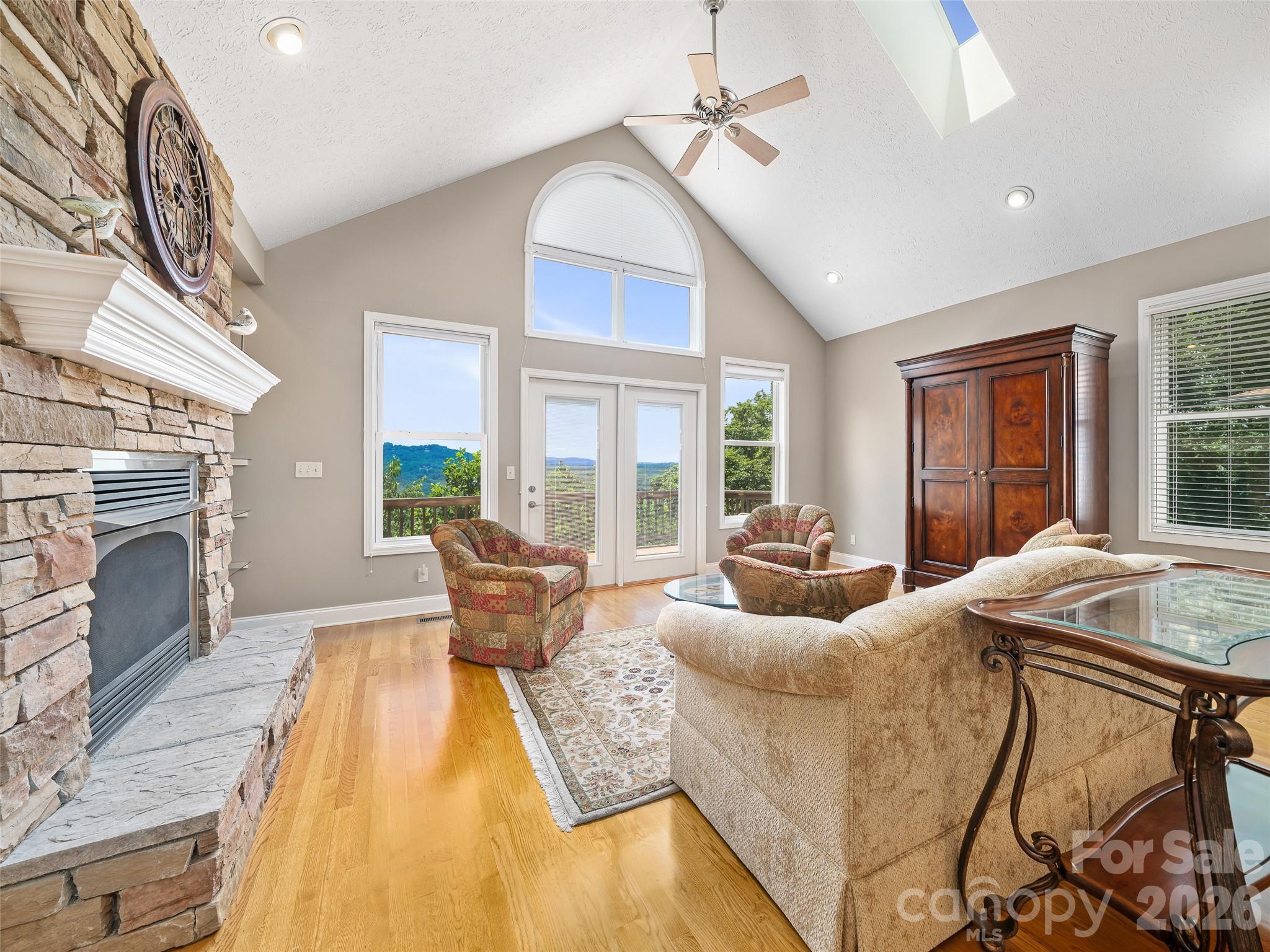 67 Ashefield Court — Hendersonville