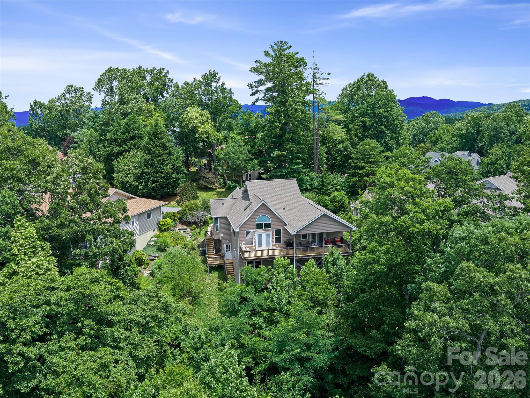 67 Ashefield Court — Hendersonville