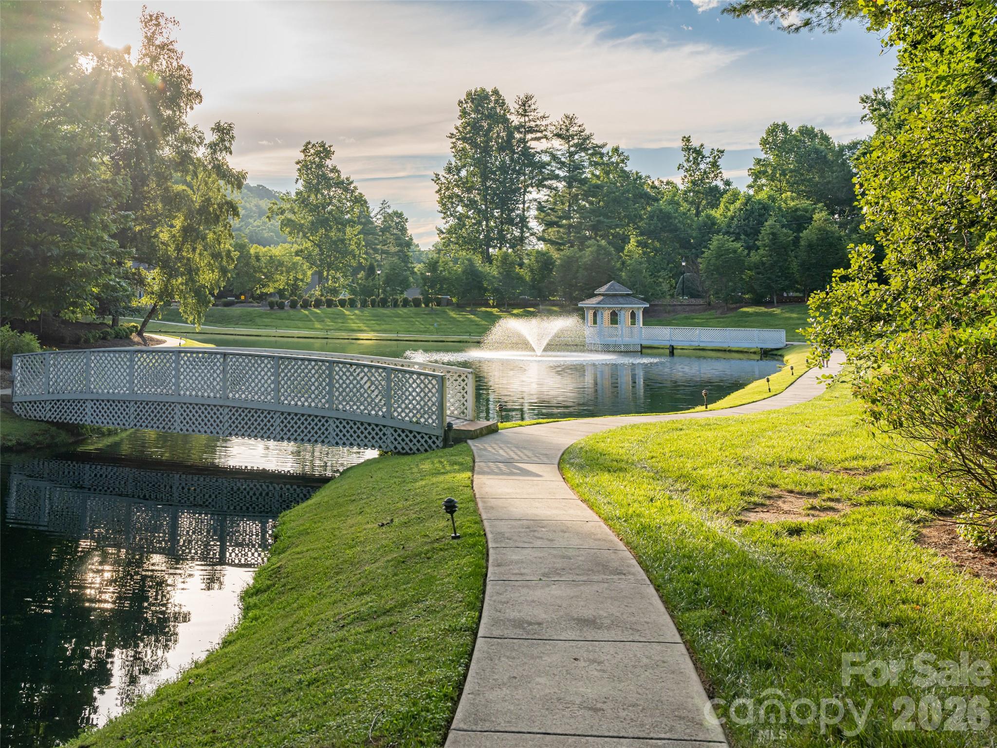 67 Ashefield Court — Hendersonville
