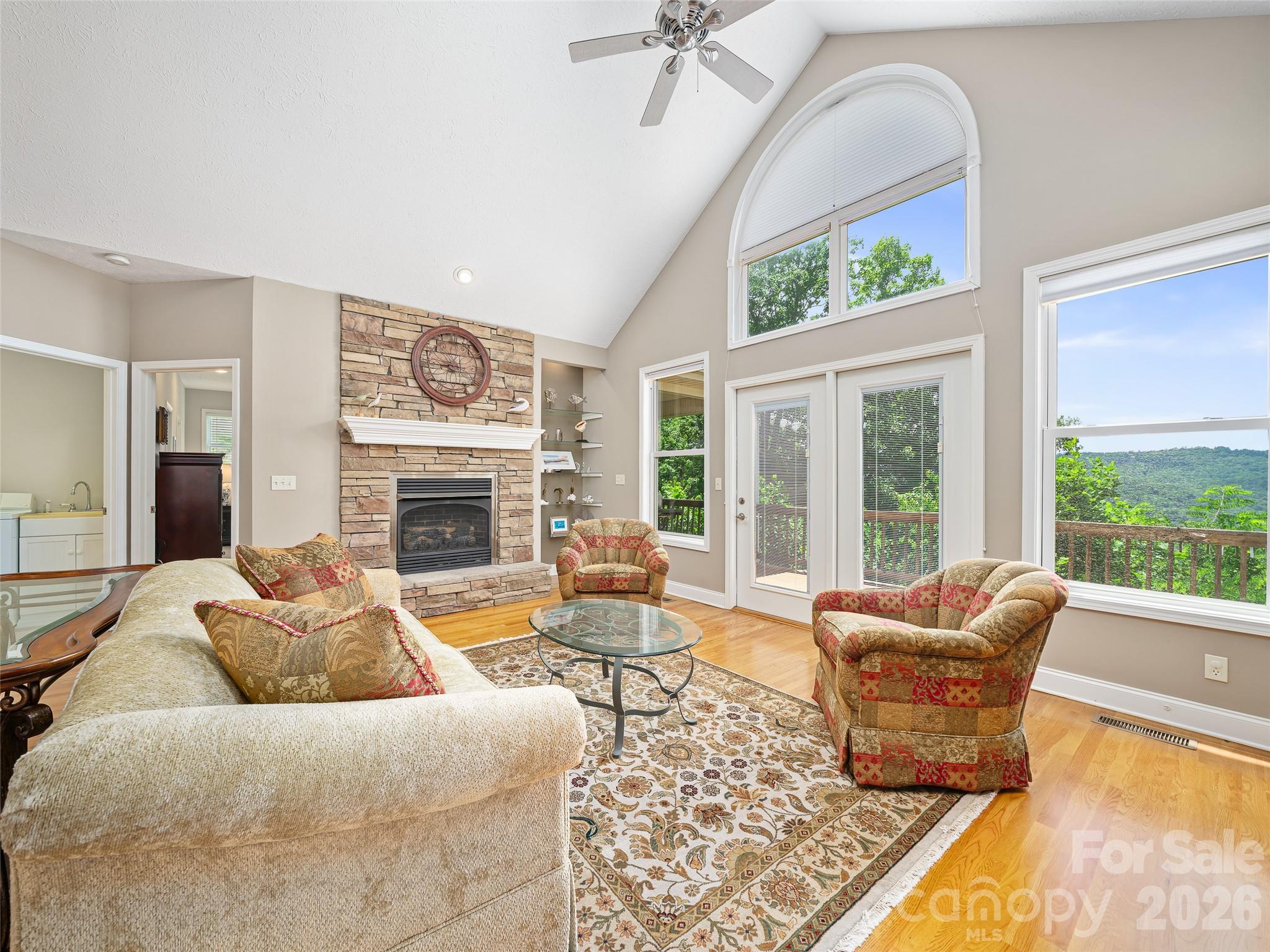 67 Ashefield Court — Hendersonville