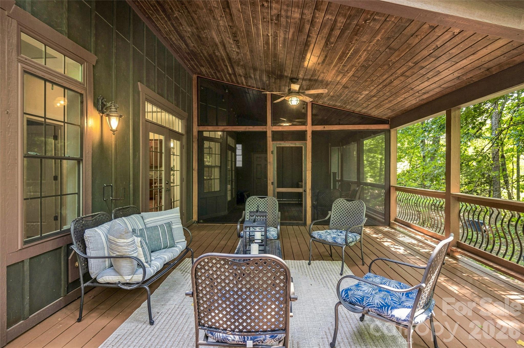 90 Ashley Woods Drive — Arden