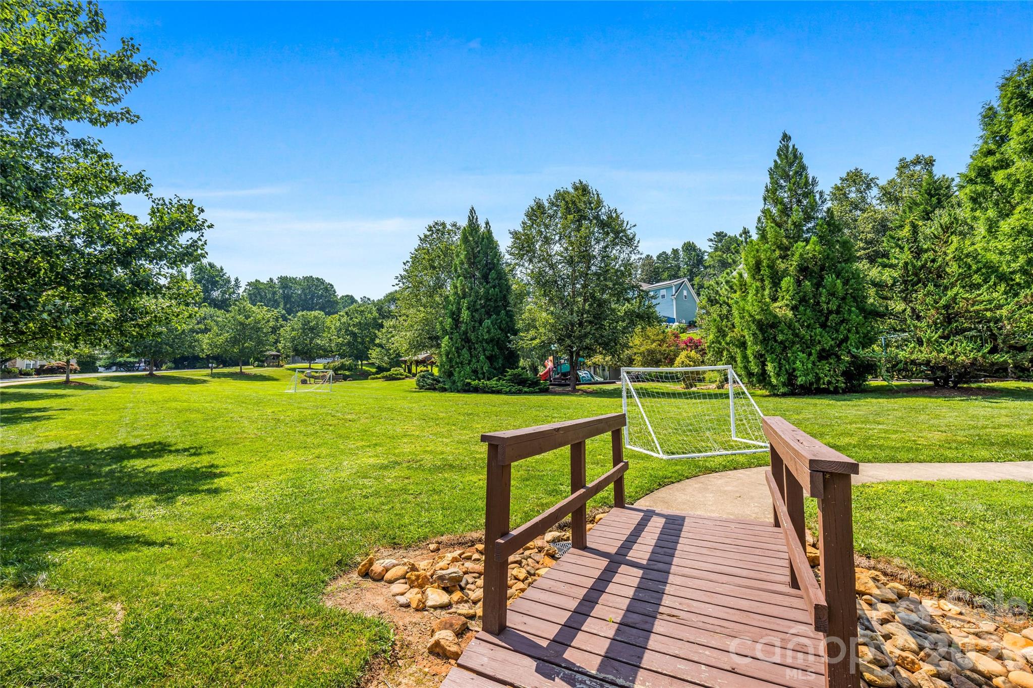 90 Ashley Woods Drive — Arden
