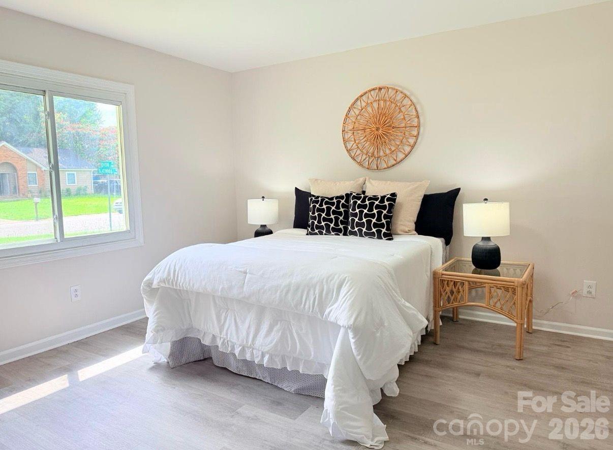 2530 Dion Avenue — Charlotte