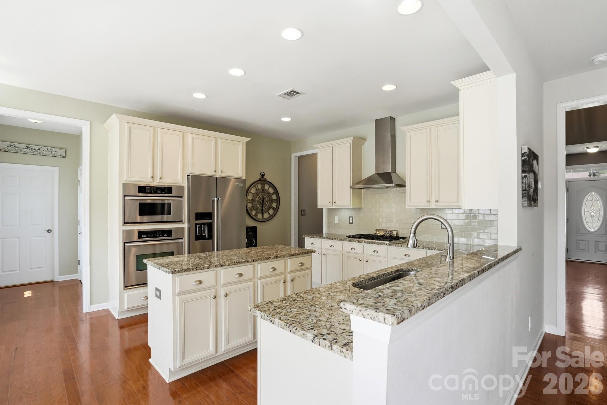125 Louden Drive — Mooresville