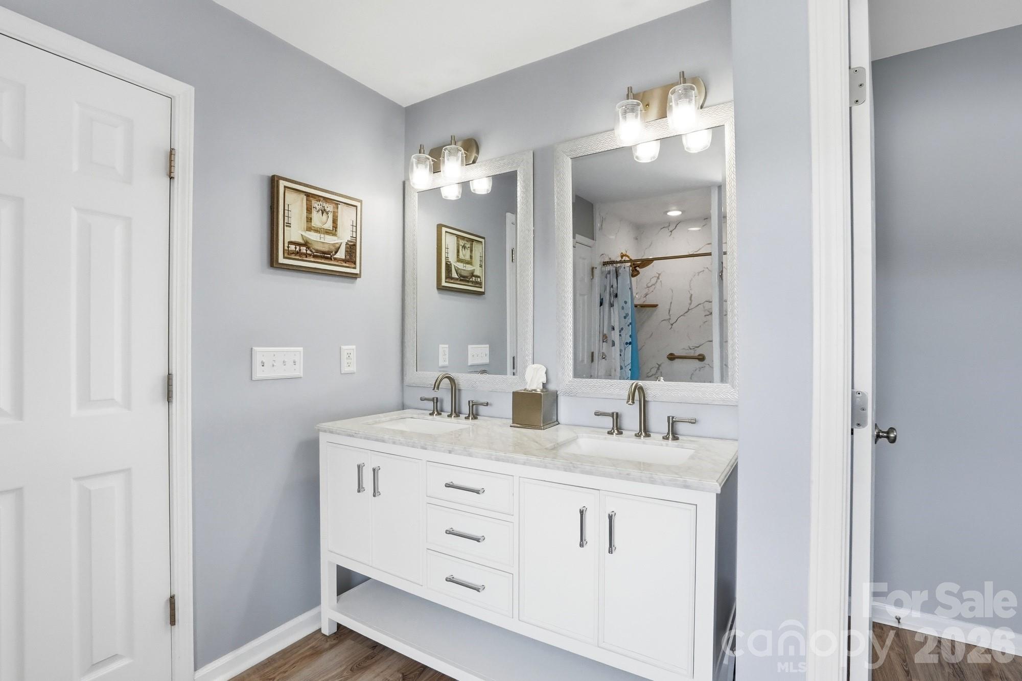 125 Louden Drive — Mooresville