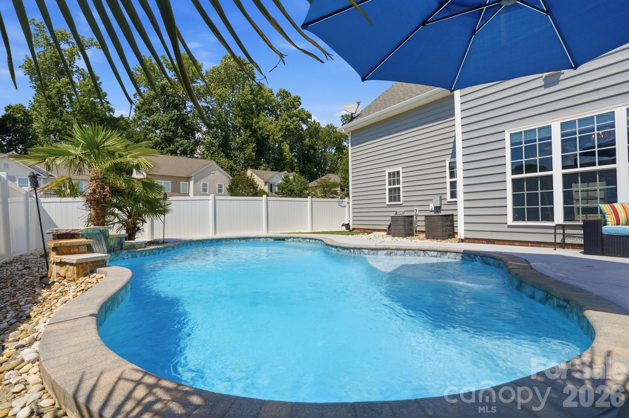 125 Louden Drive — Mooresville