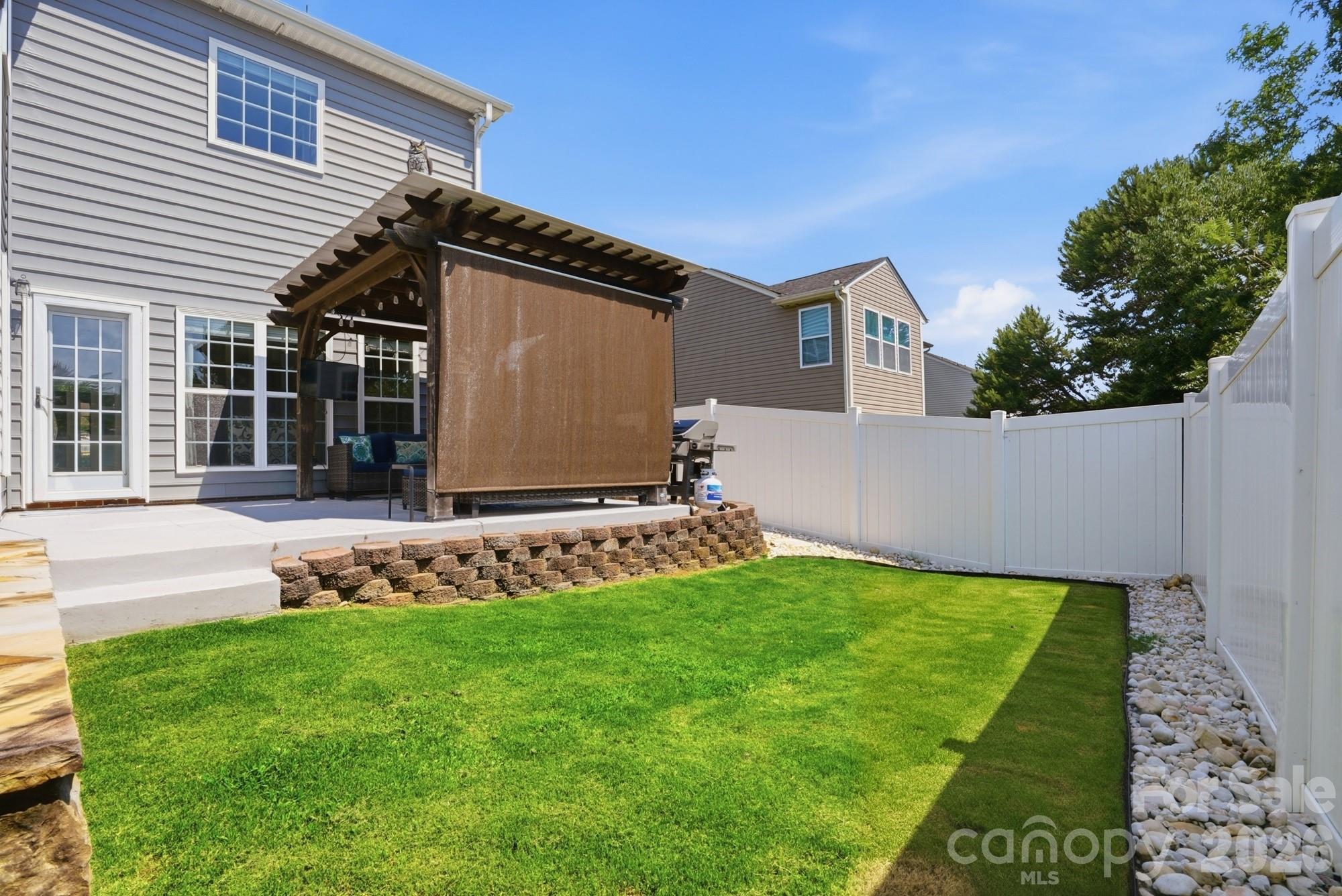 125 Louden Drive — Mooresville