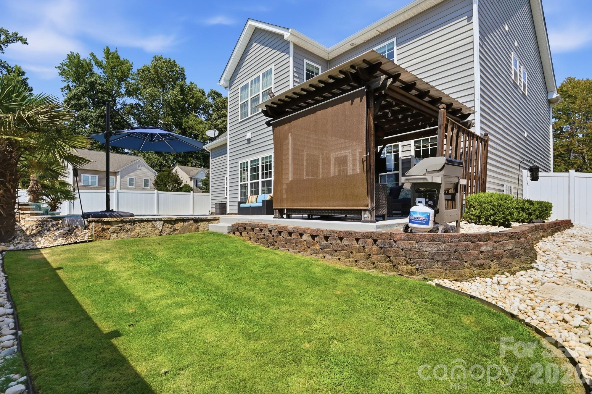 125 Louden Drive — Mooresville