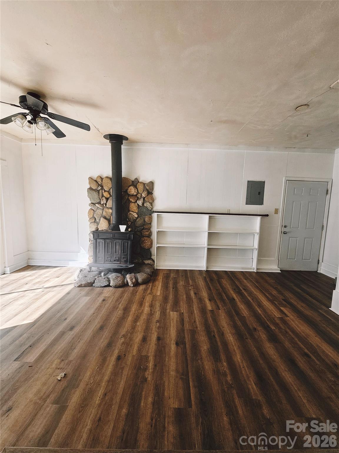 468 Beaverdam Road — Asheville