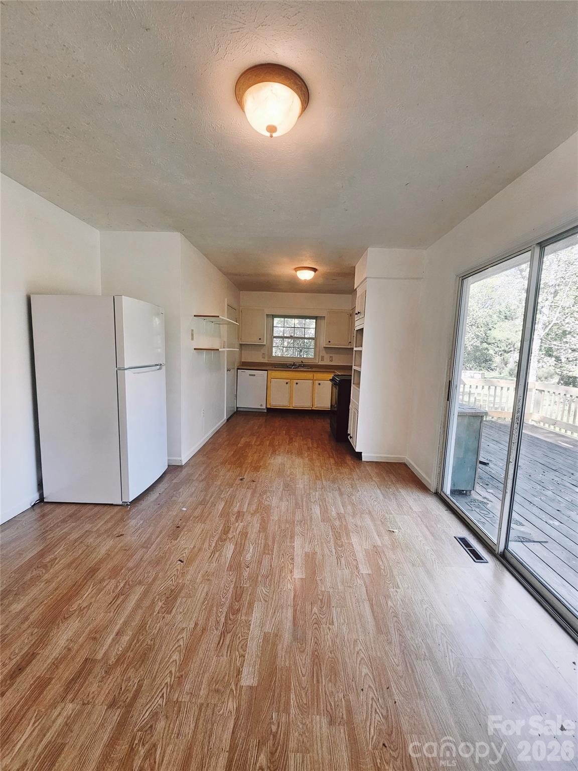 468 Beaverdam Road — Asheville