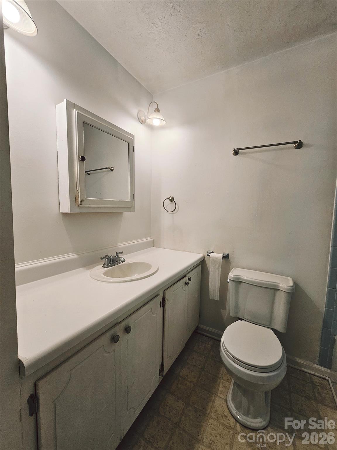 468 Beaverdam Road — Asheville