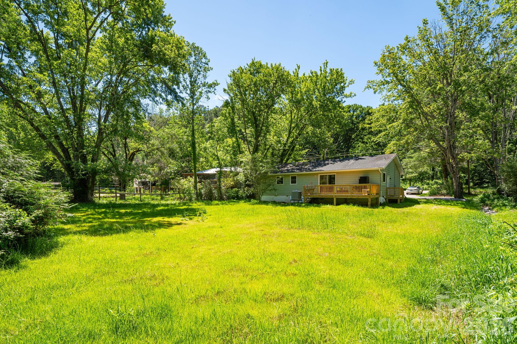 468 Beaverdam Road — Asheville