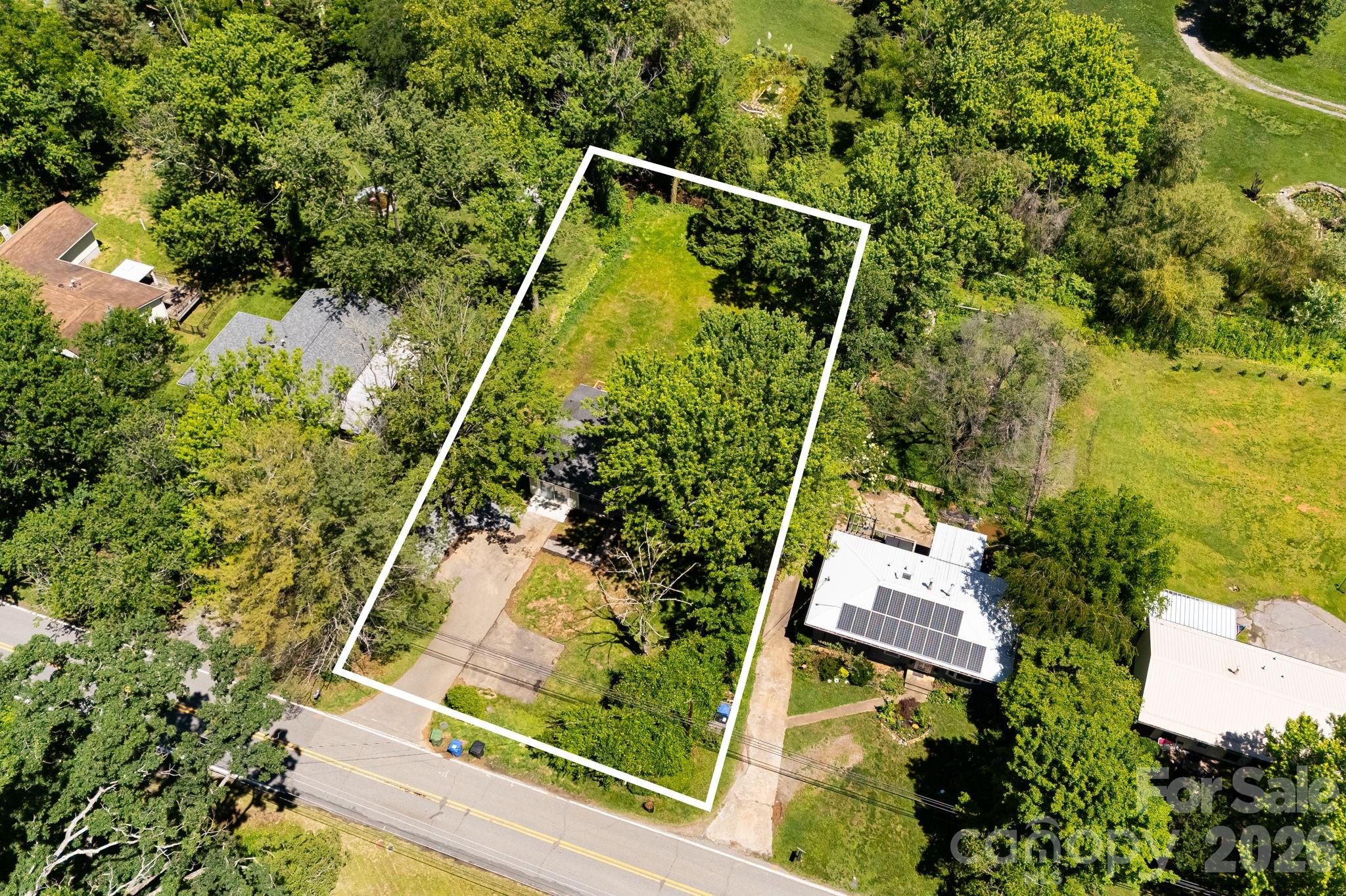 468 Beaverdam Road — Asheville