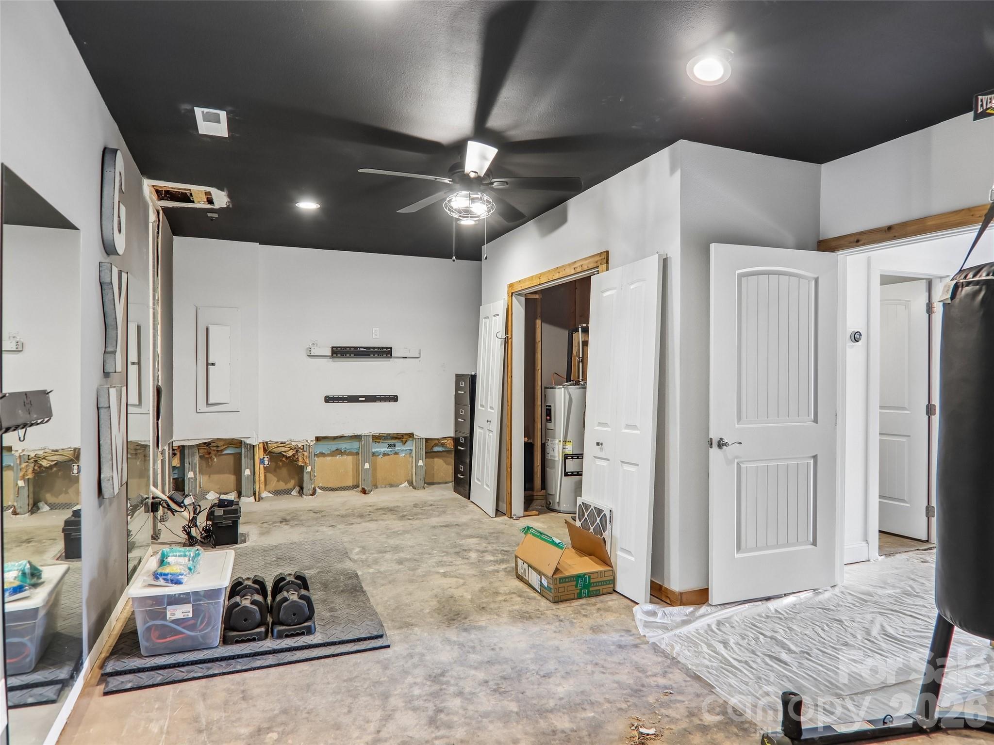 77 Willow Stone Way — Hendersonville
