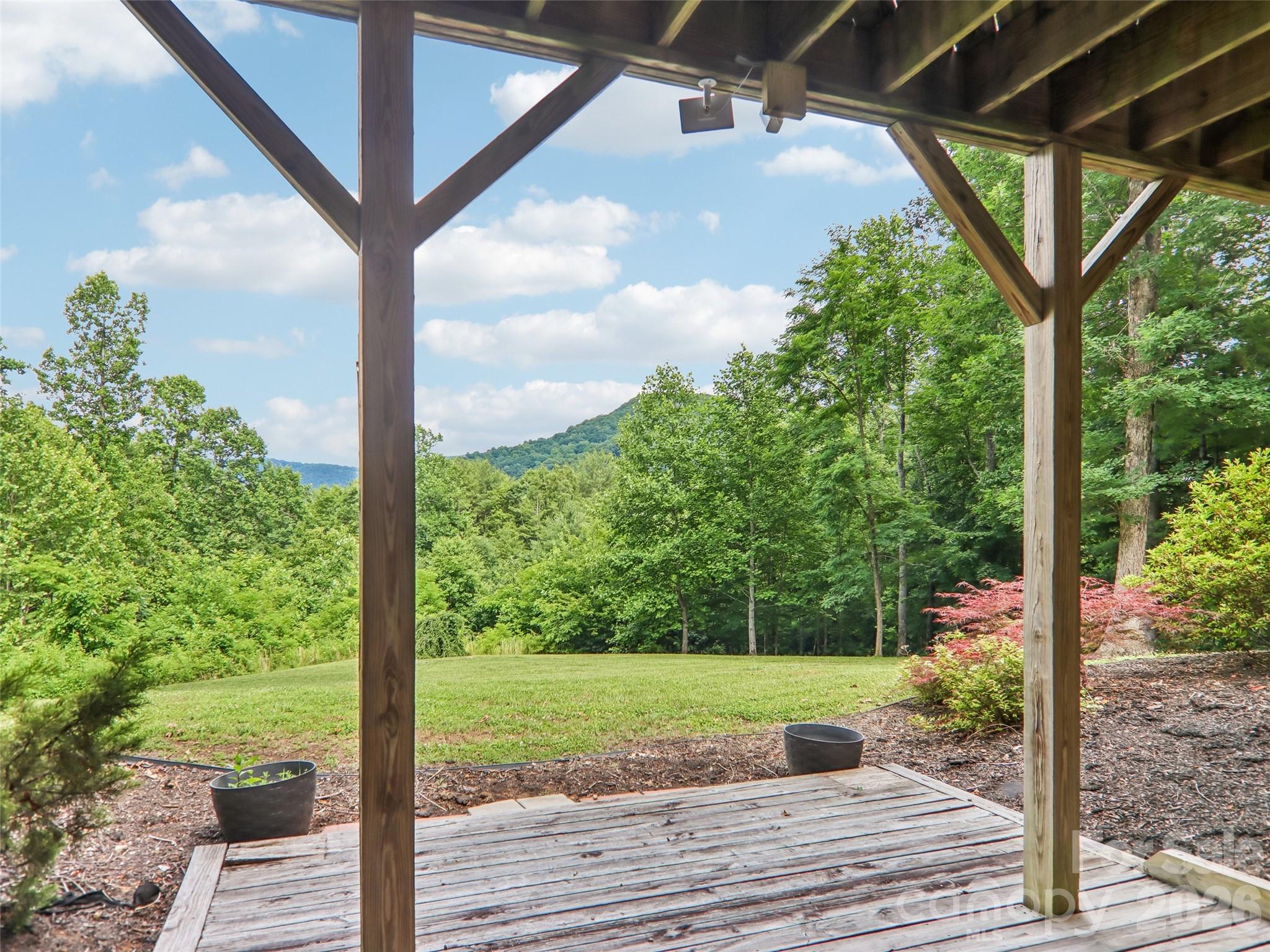 77 Willow Stone Way — Hendersonville