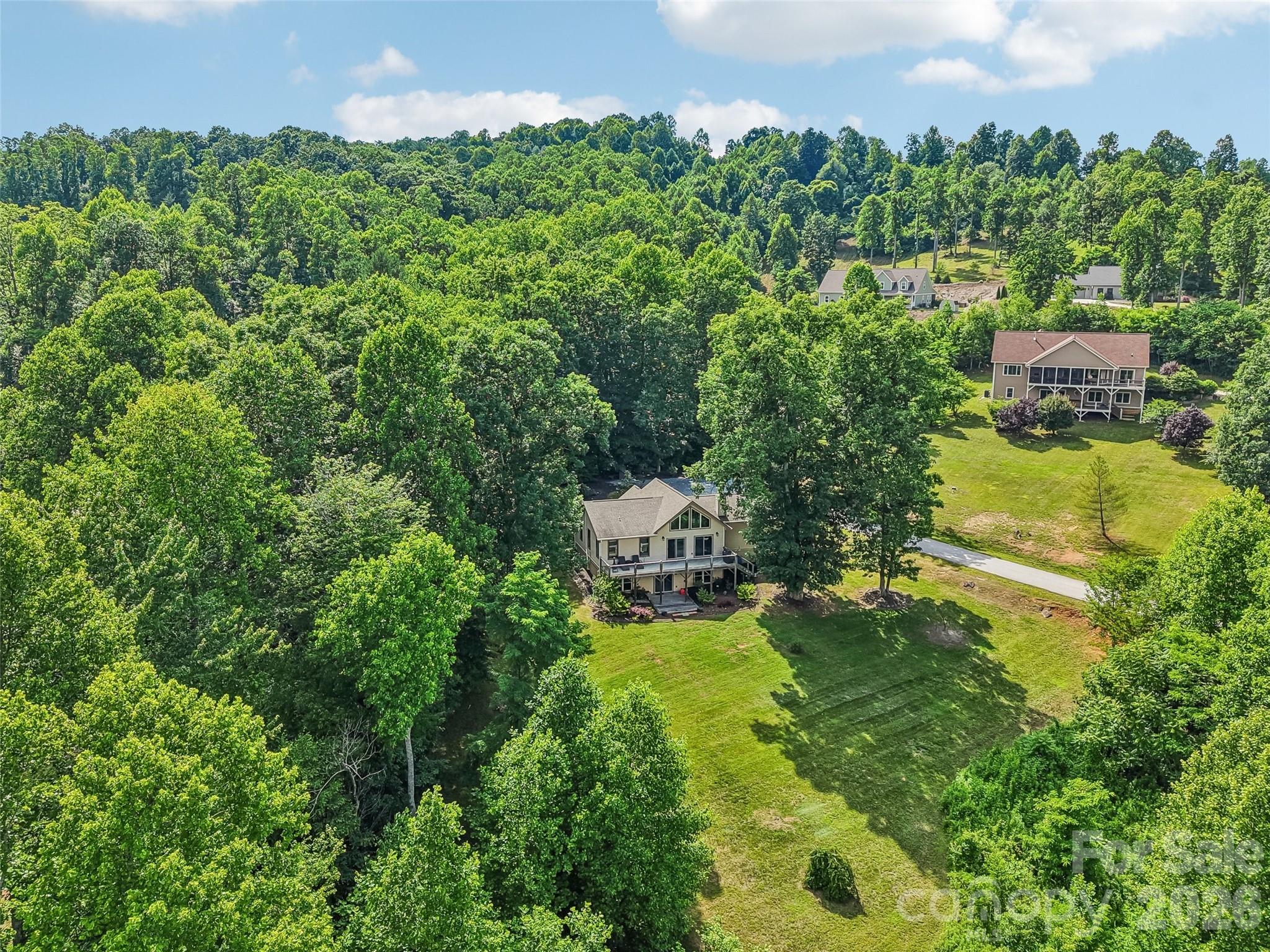 77 Willow Stone Way — Hendersonville