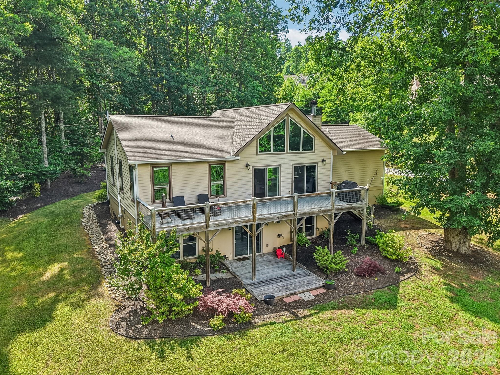 77 Willow Stone Way — Hendersonville