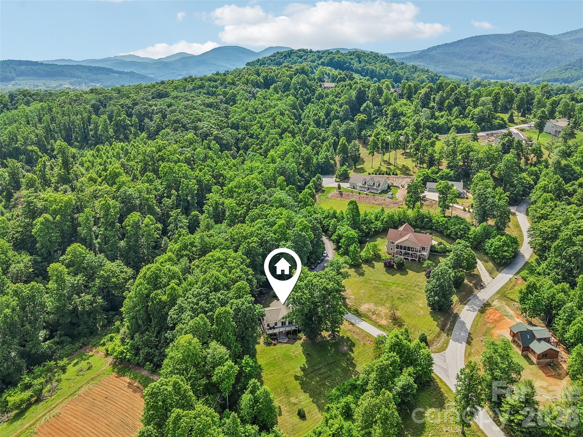77 Willow Stone Way — Hendersonville