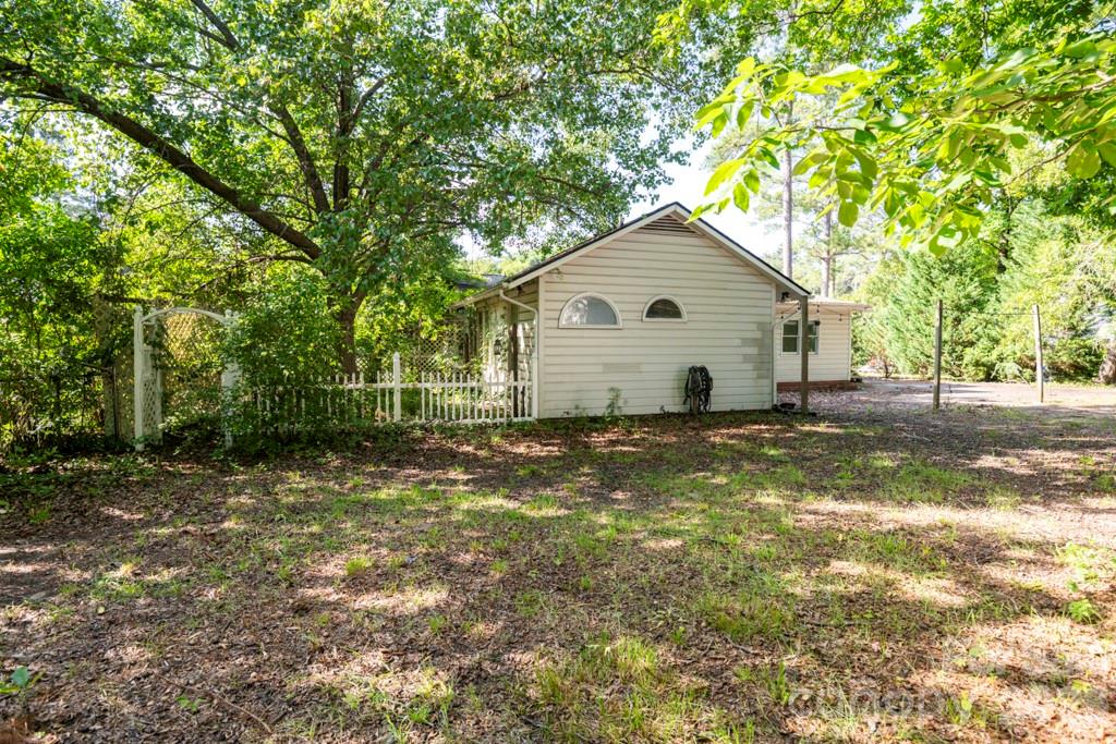 1809 Manteo Street — Fayetteville