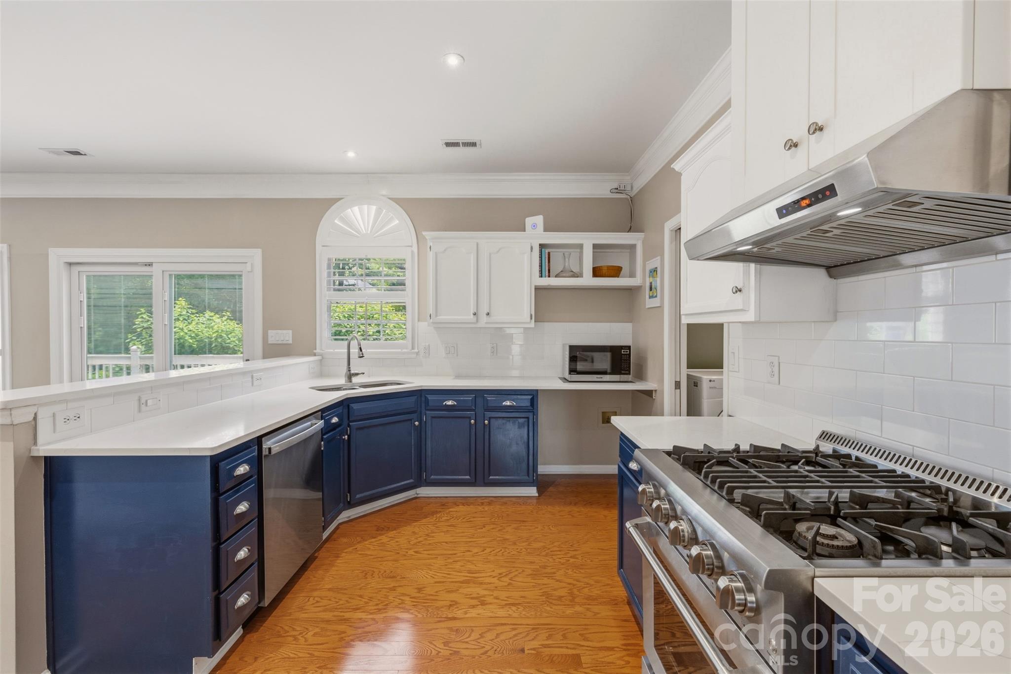 6202 Hickory Cove Lane — Charlotte