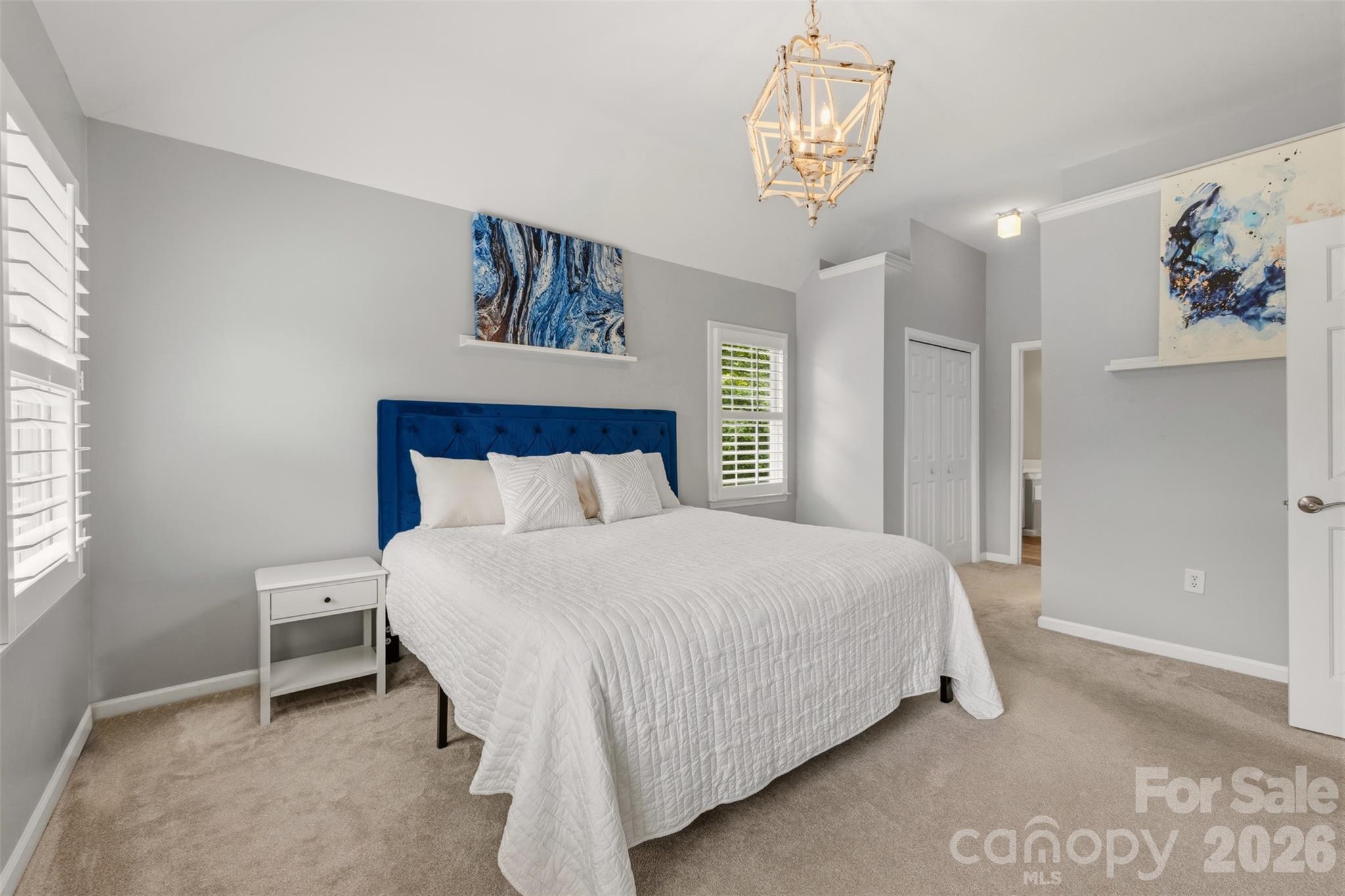 6202 Hickory Cove Lane — Charlotte