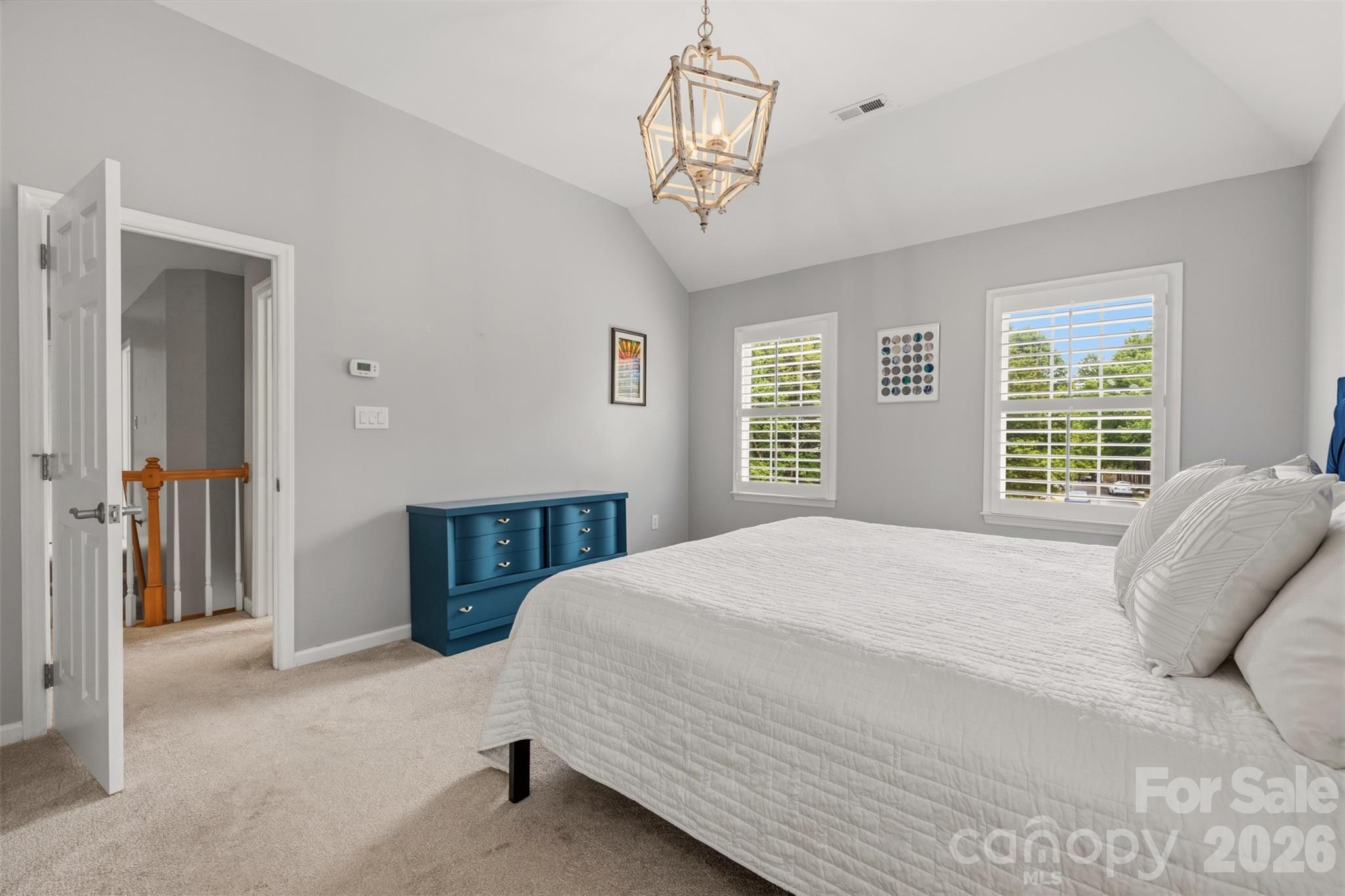 6202 Hickory Cove Lane — Charlotte