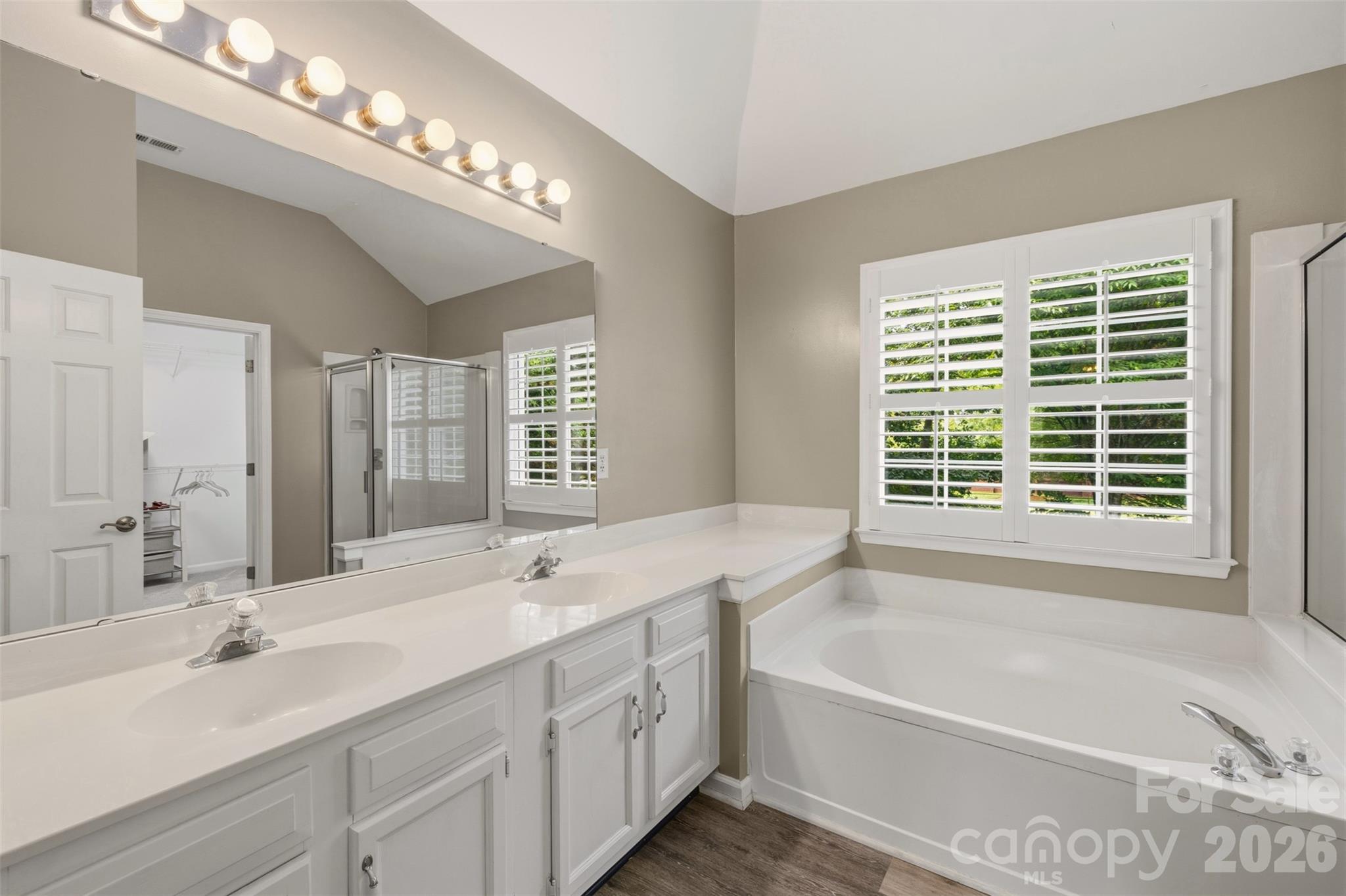 6202 Hickory Cove Lane — Charlotte