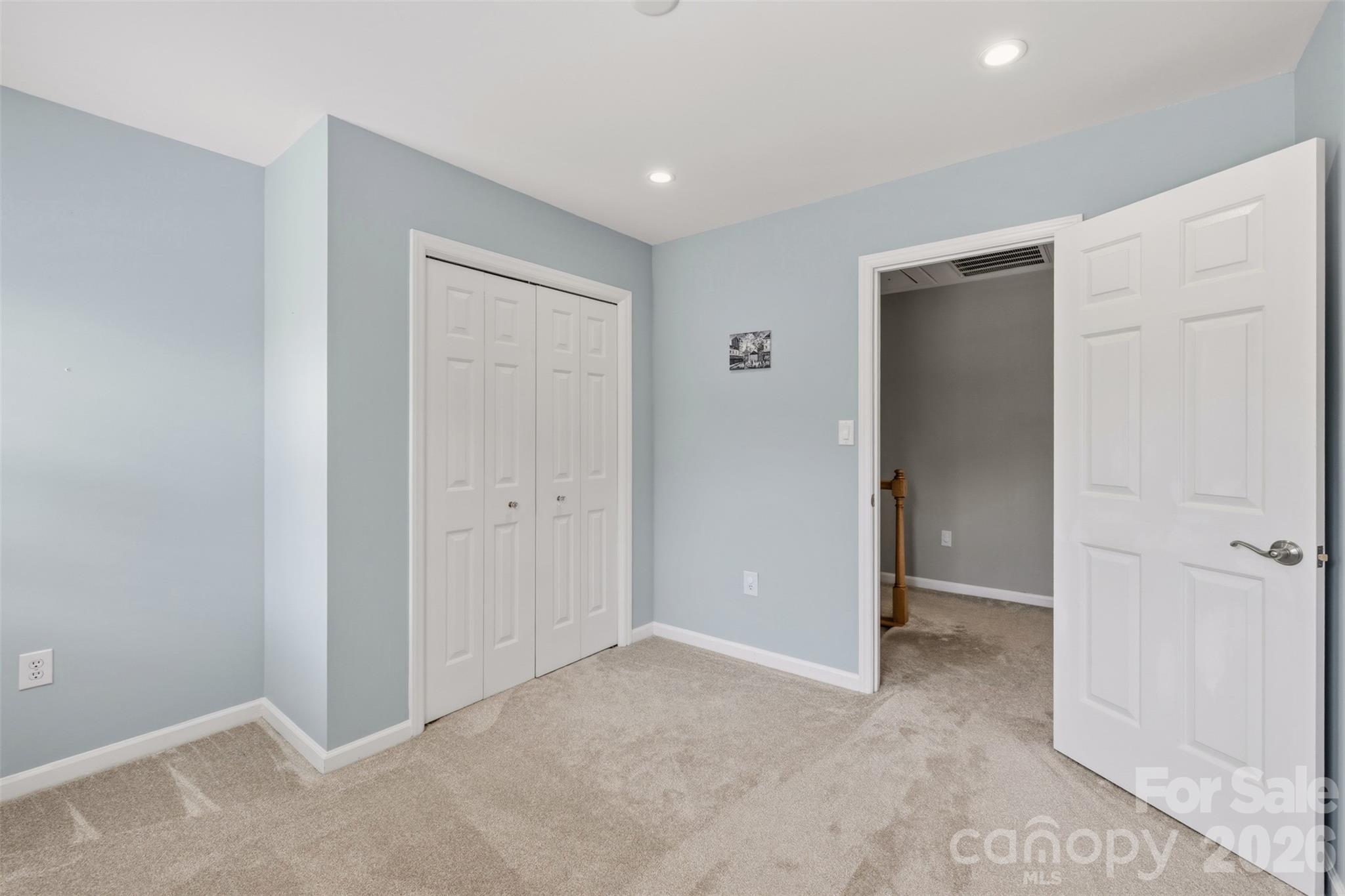 6202 Hickory Cove Lane — Charlotte