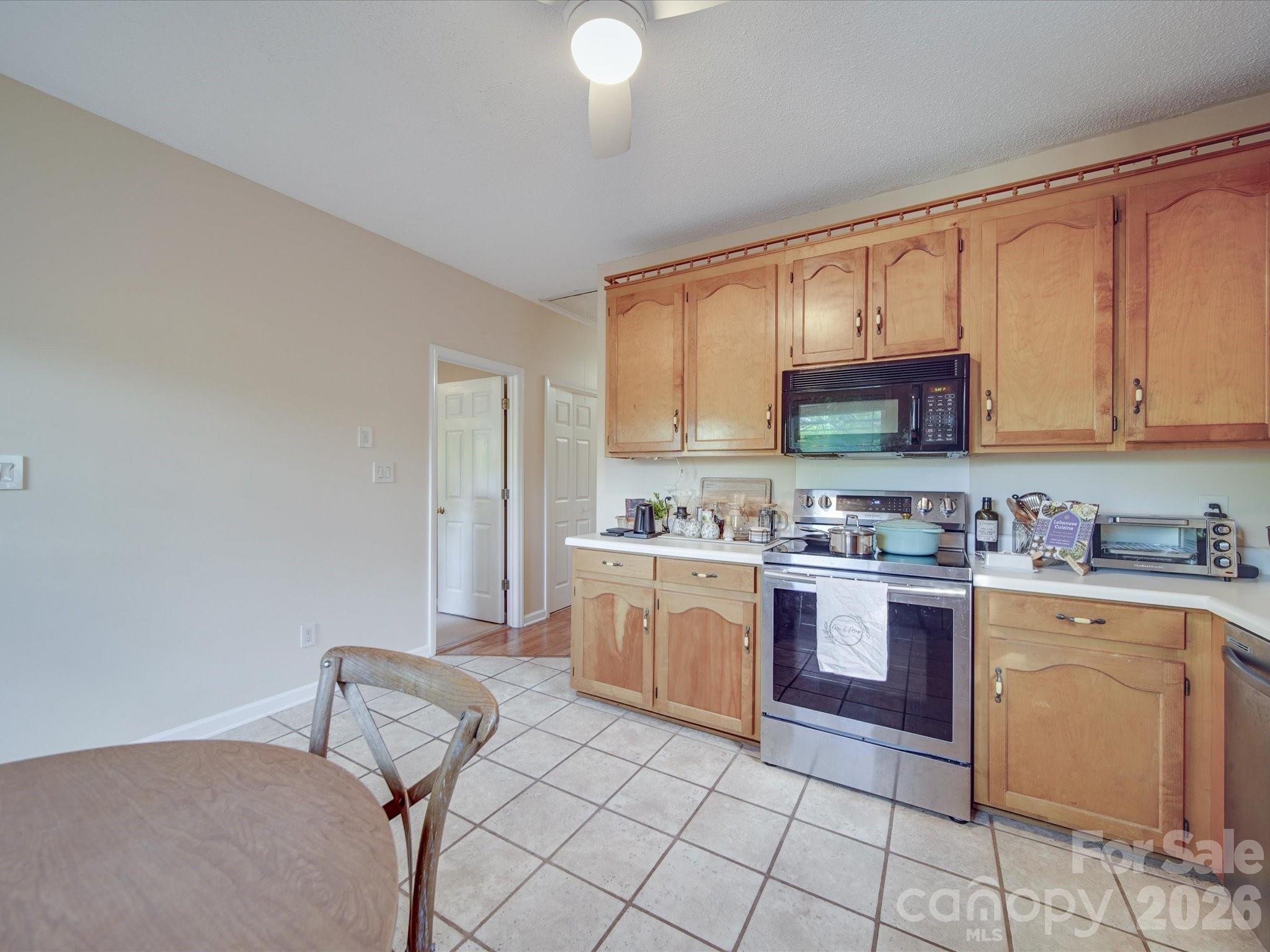 215 6th Street — Belmont