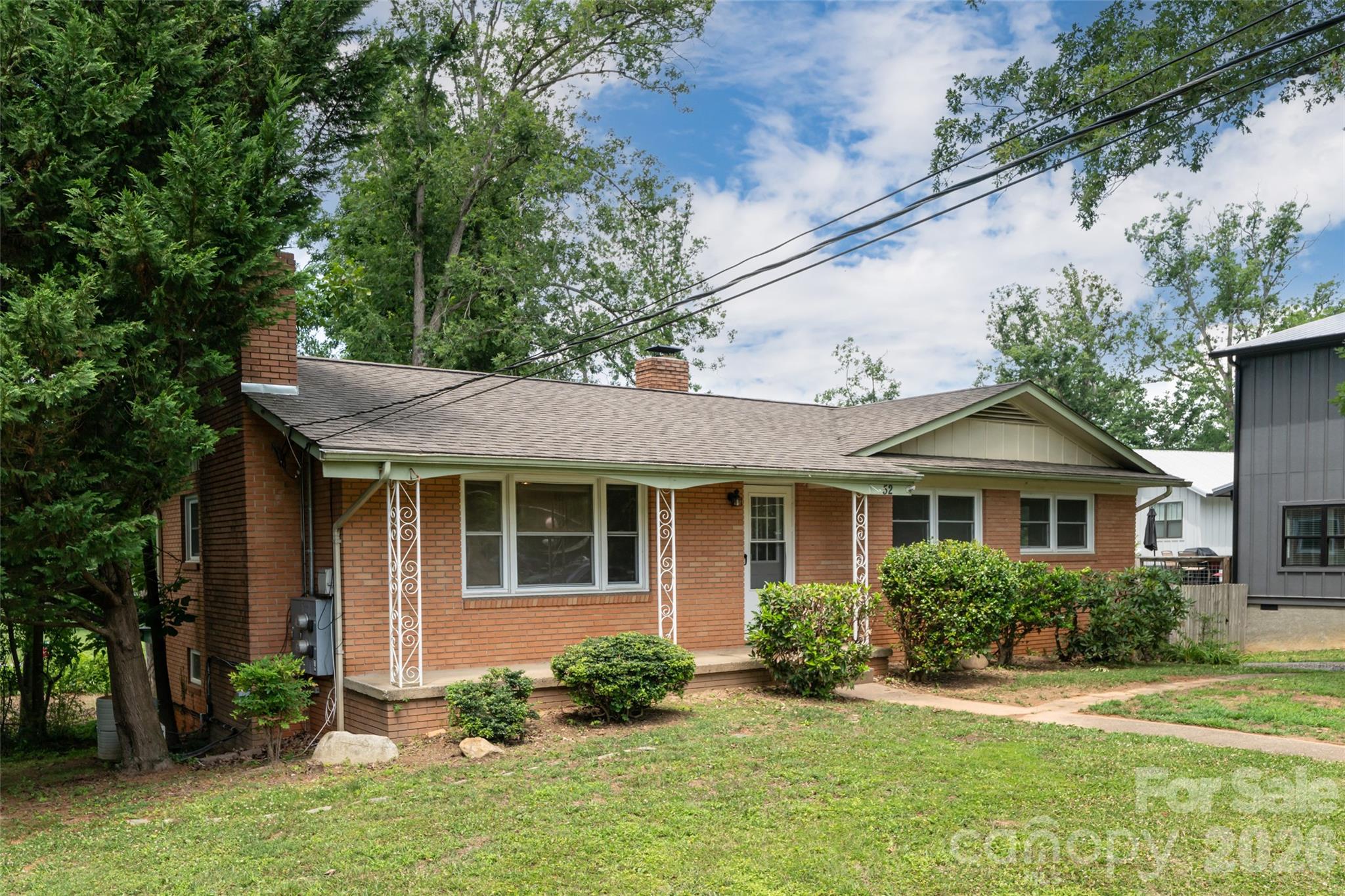 52 Blake Drive — Arden