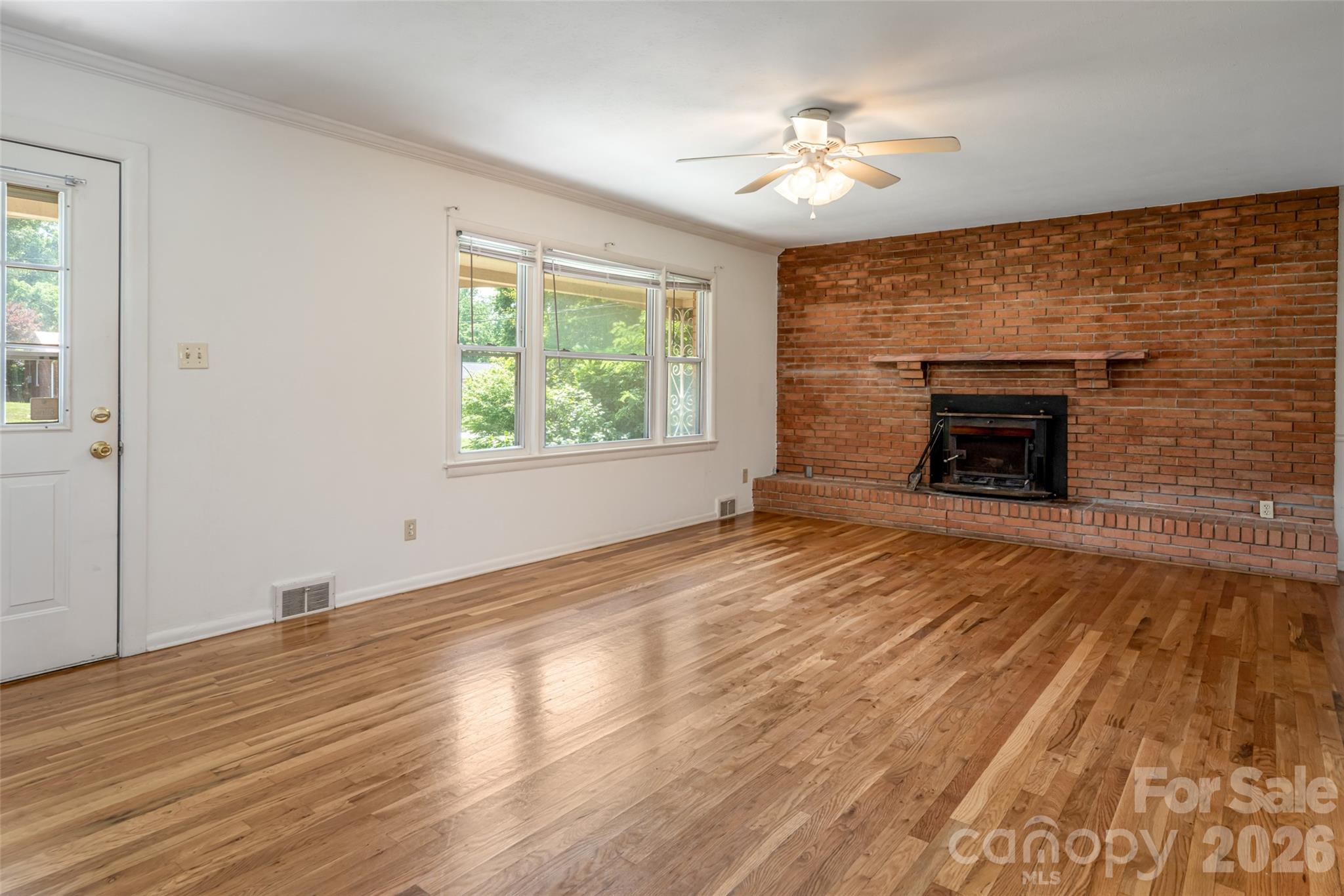 52 Blake Drive — Arden