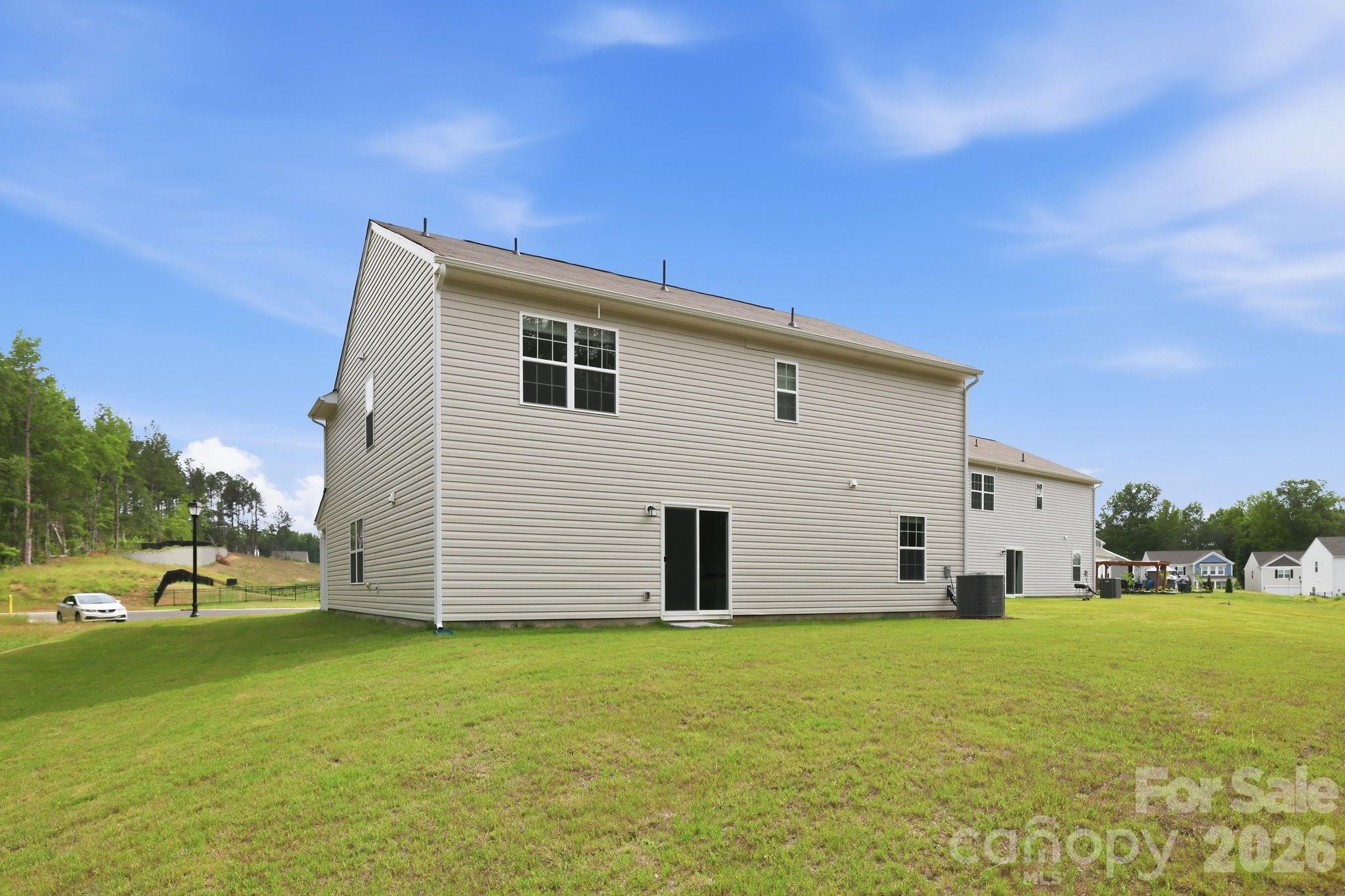 1821 River Crossing Lane — Edgemoor