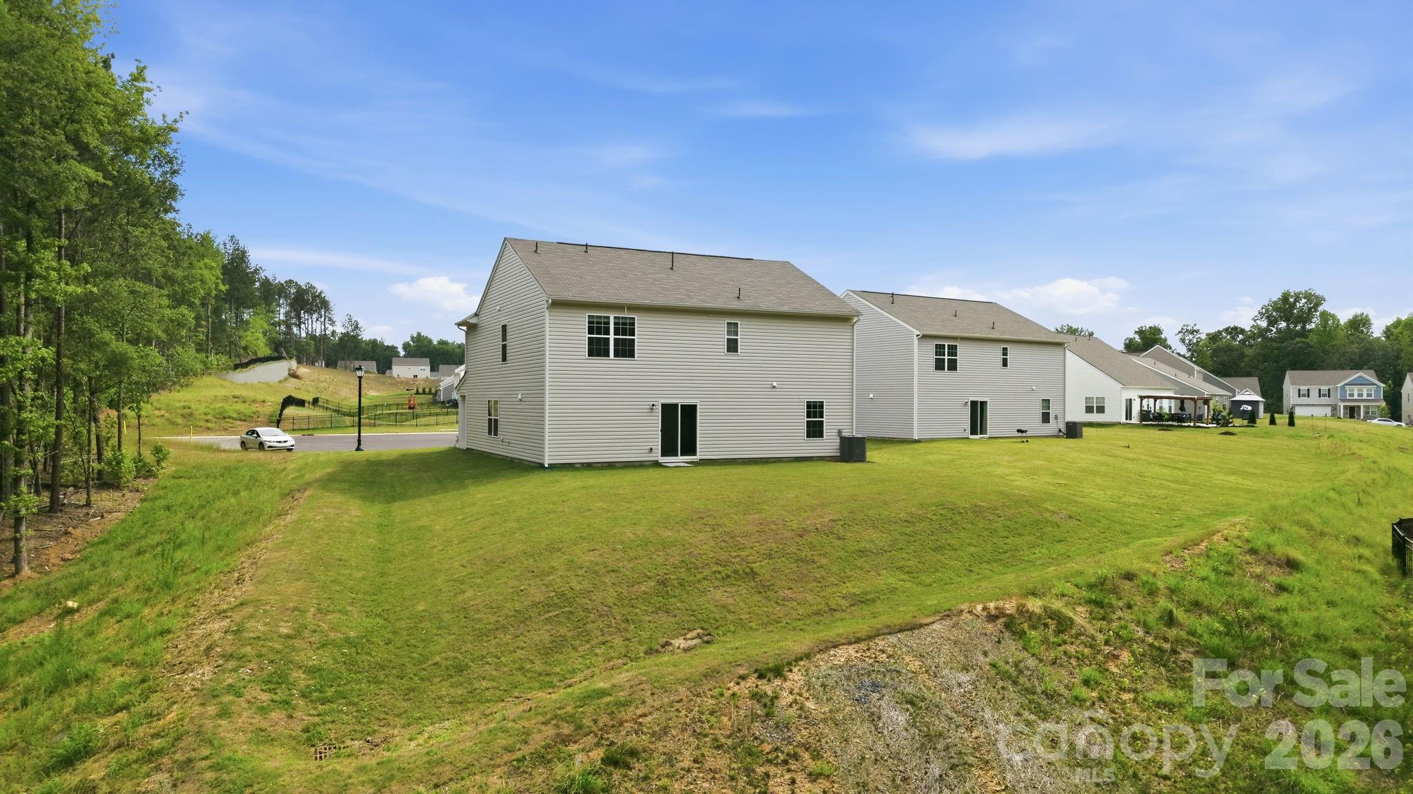 1821 River Crossing Lane — Edgemoor