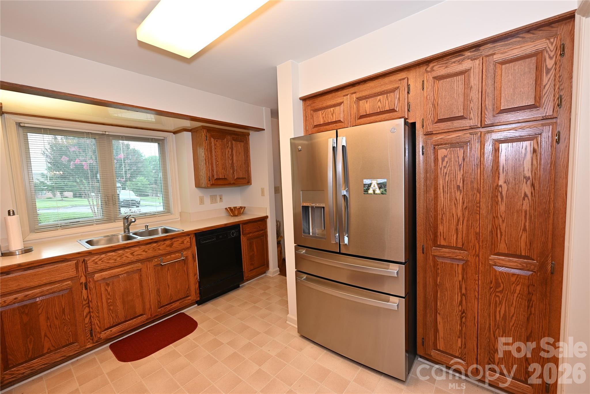 3675 Rock Bridge Drive NE — Conover