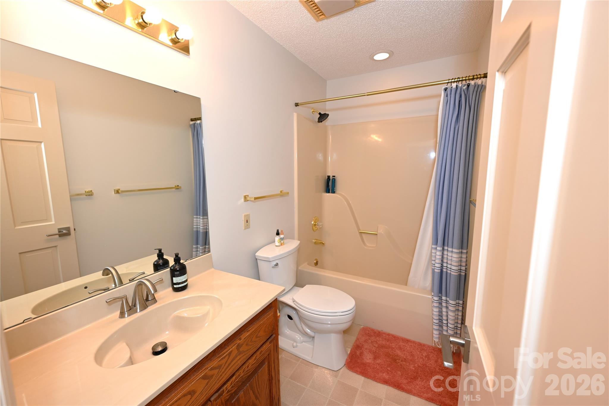 3675 Rock Bridge Drive NE — Conover