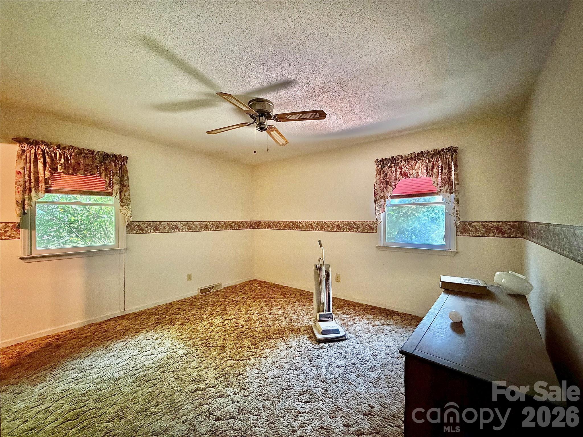 185 Dulaney Drive — Nebo