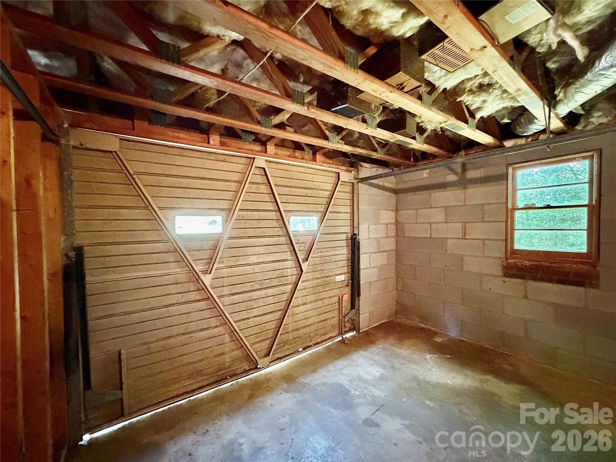 185 Dulaney Drive — Nebo