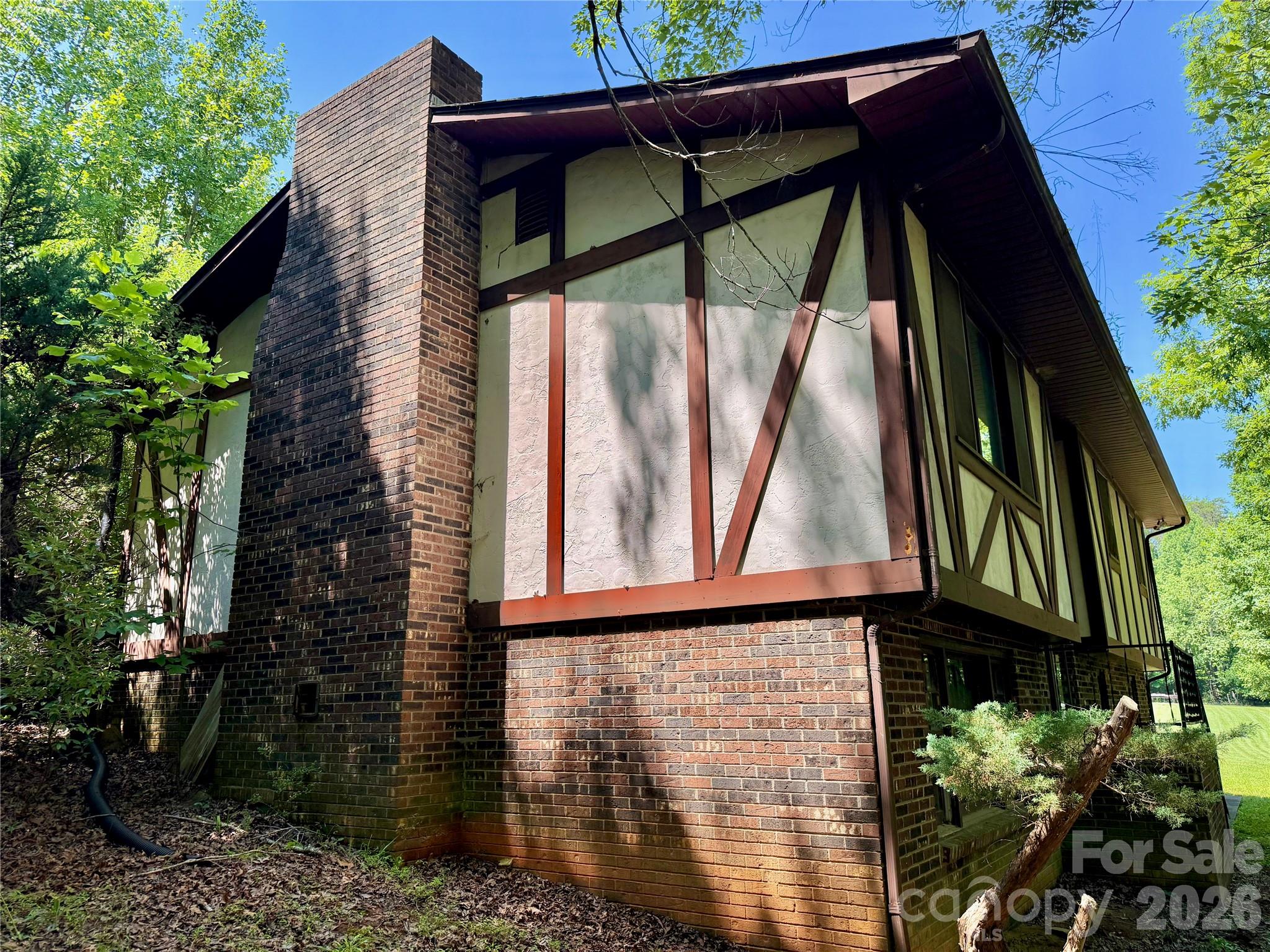 185 Dulaney Drive — Nebo