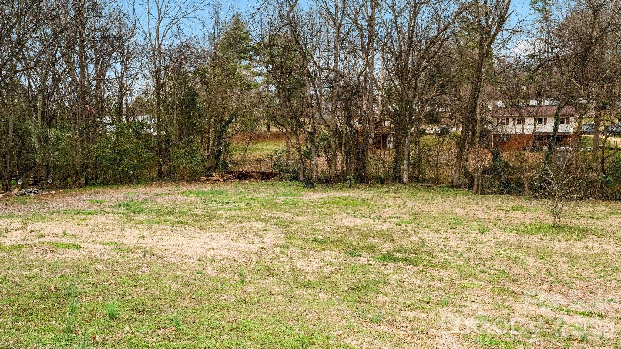 5016 Clearwater Lake Road — Mount Holly