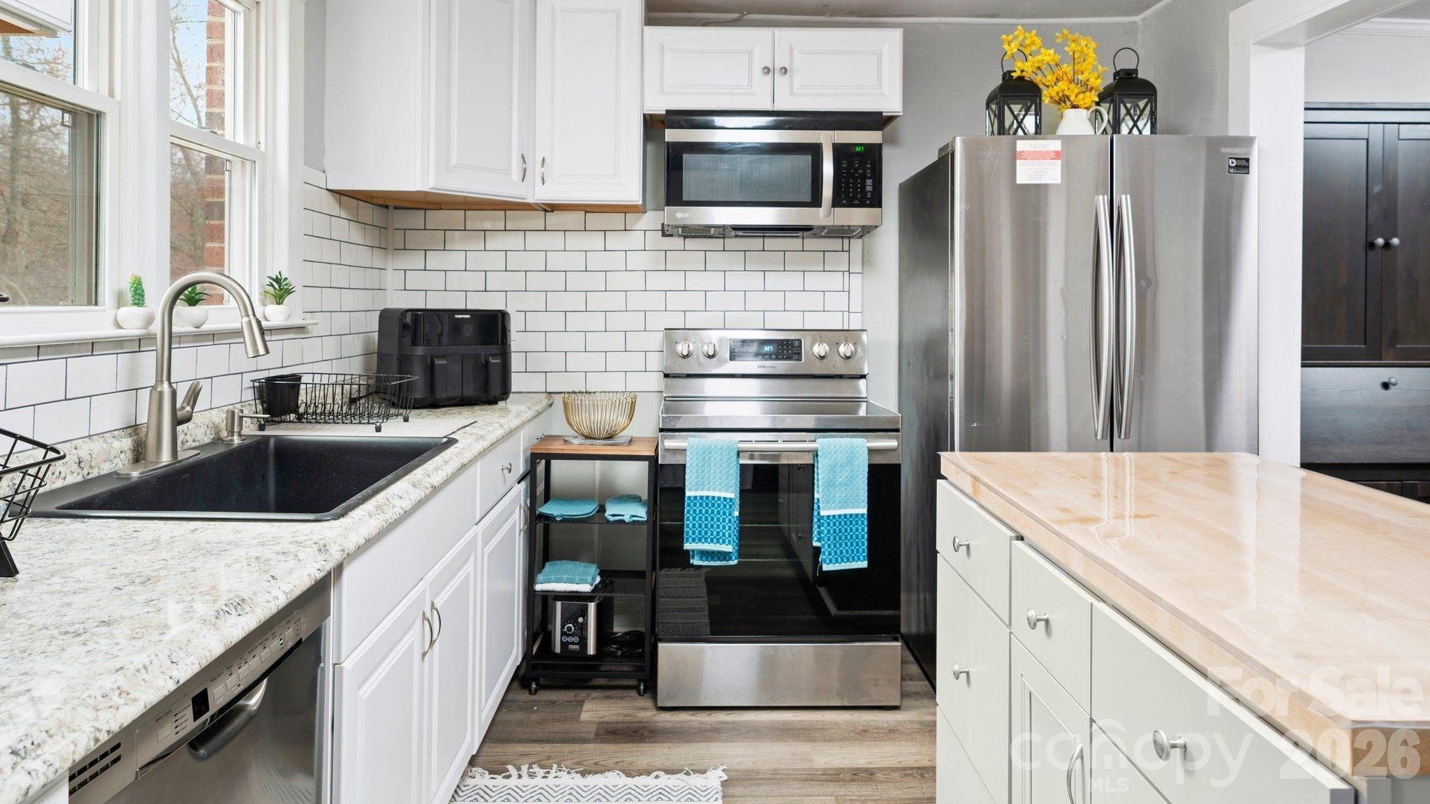 5016 Clearwater Lake Road — Mount Holly
