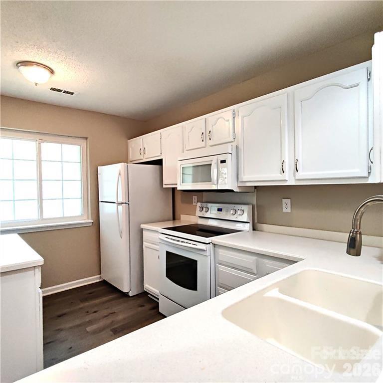 5744 Prescott Court — Charlotte