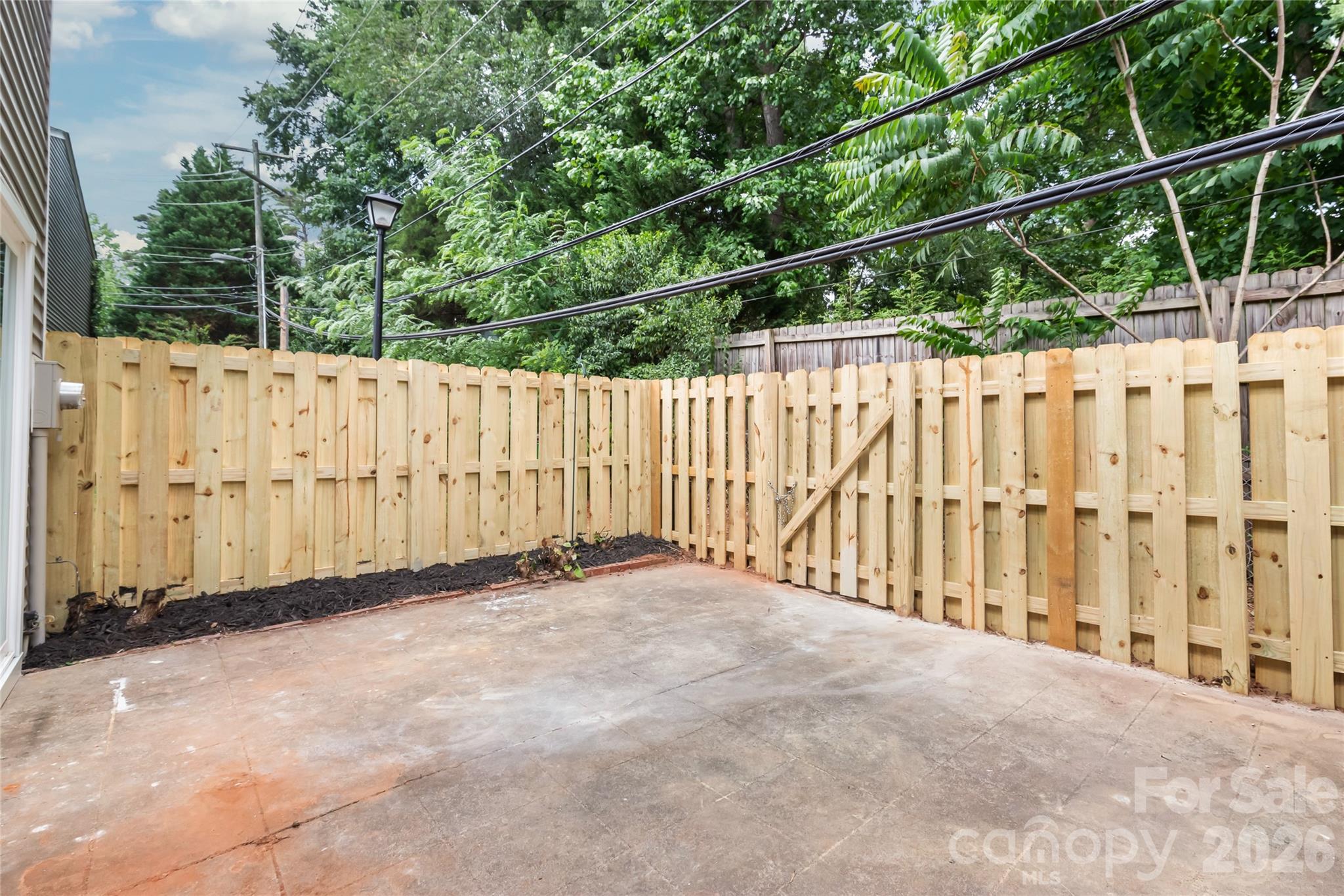 1221 Scaleybark Road #F — Charlotte