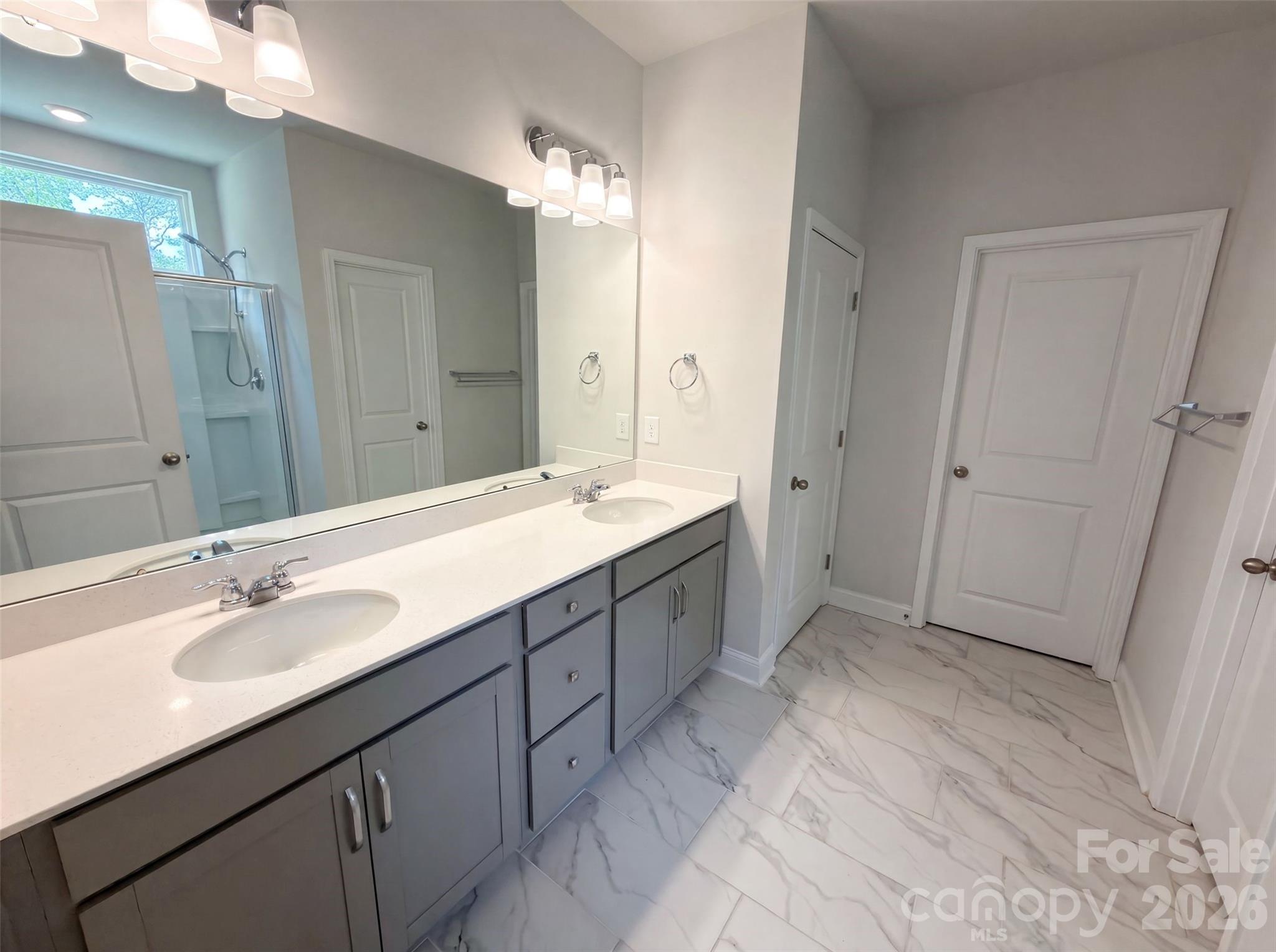 1217 Black Walnut Street — Monroe