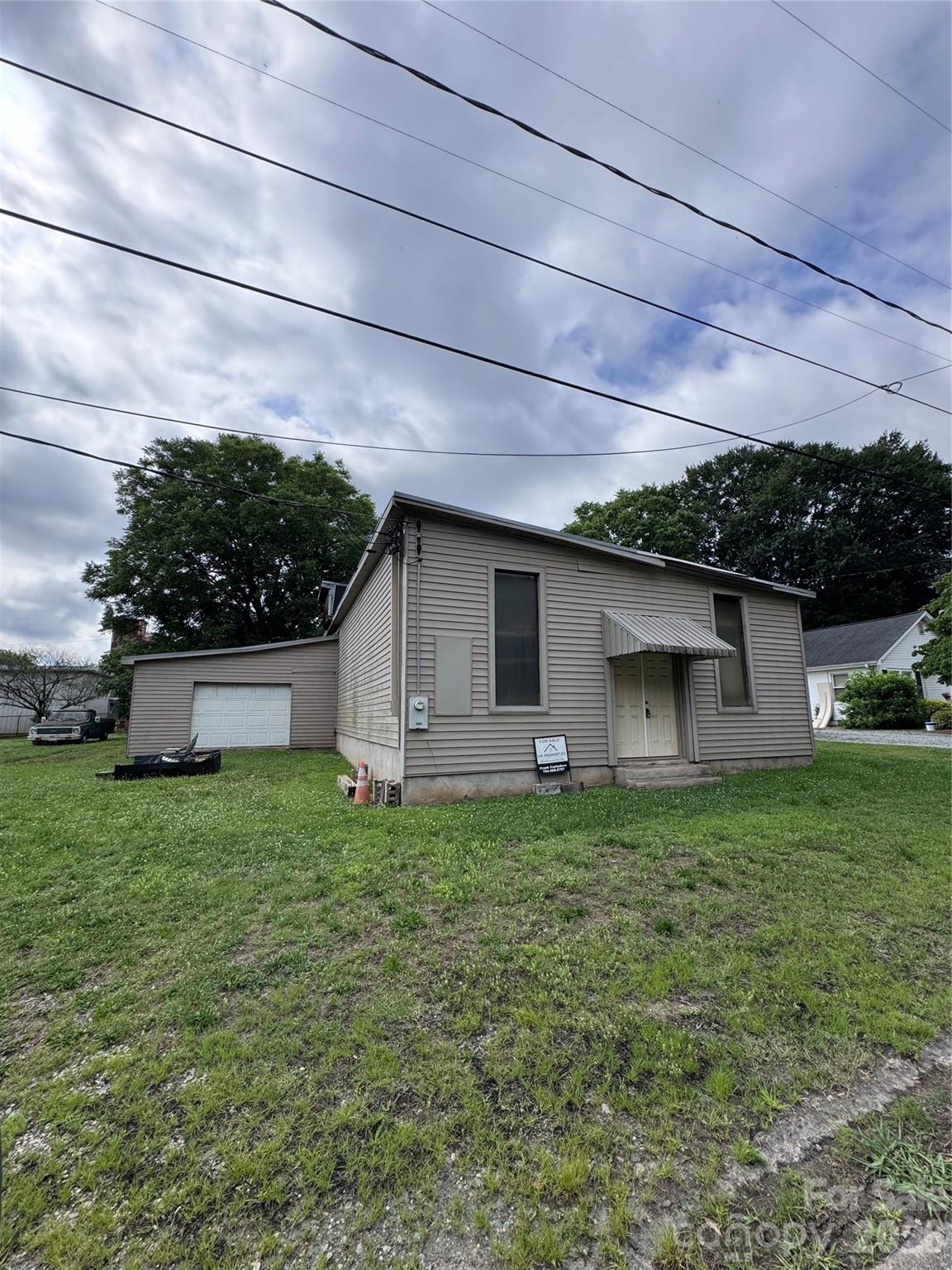 206 9th Street — Belmont