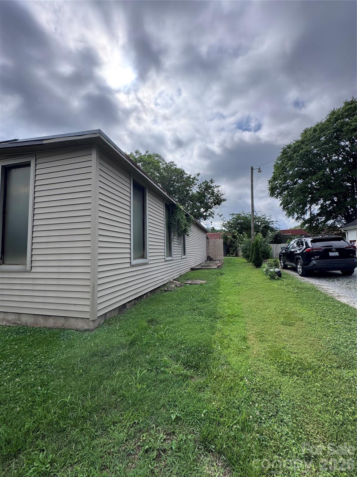 206 9th Street — Belmont