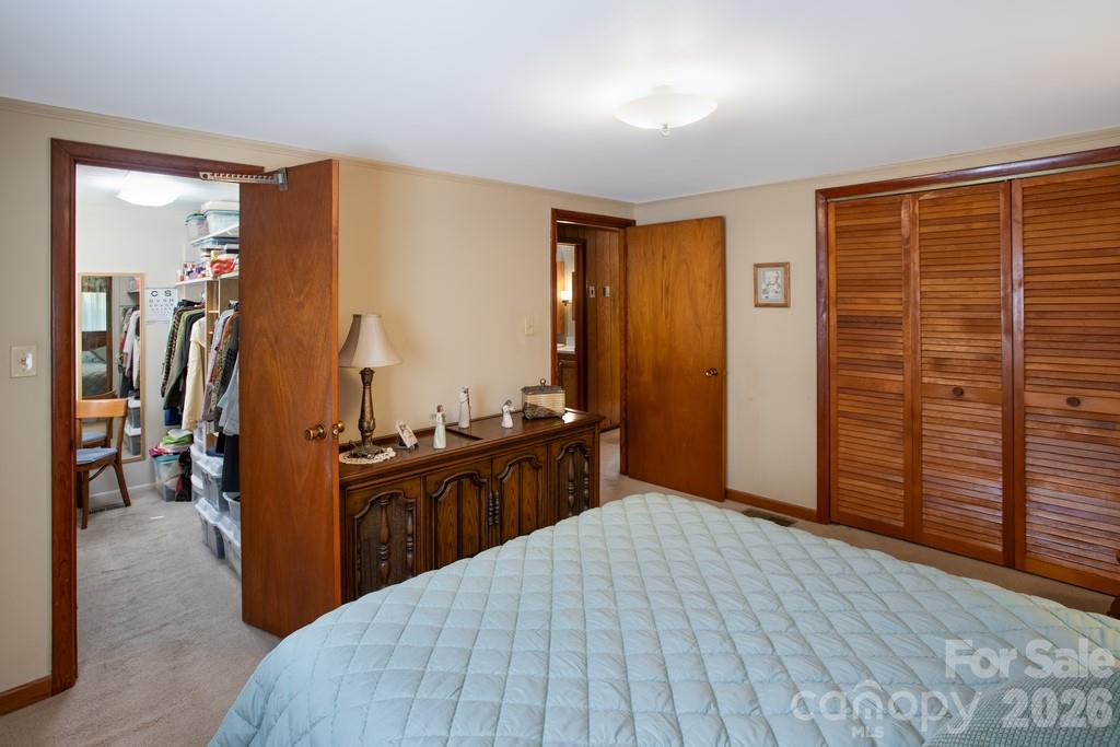 293 Dillardtown Road — Sylva
