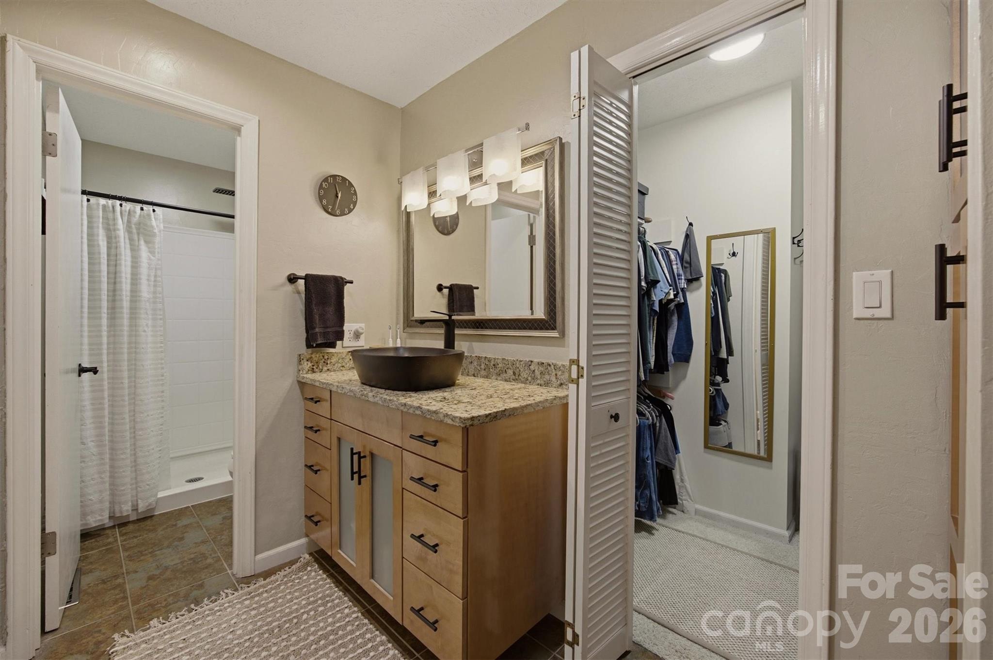 104 Oakwood Drive — Morganton