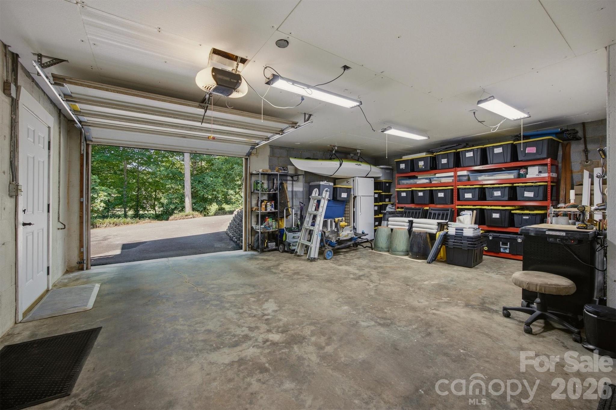 104 Oakwood Drive — Morganton