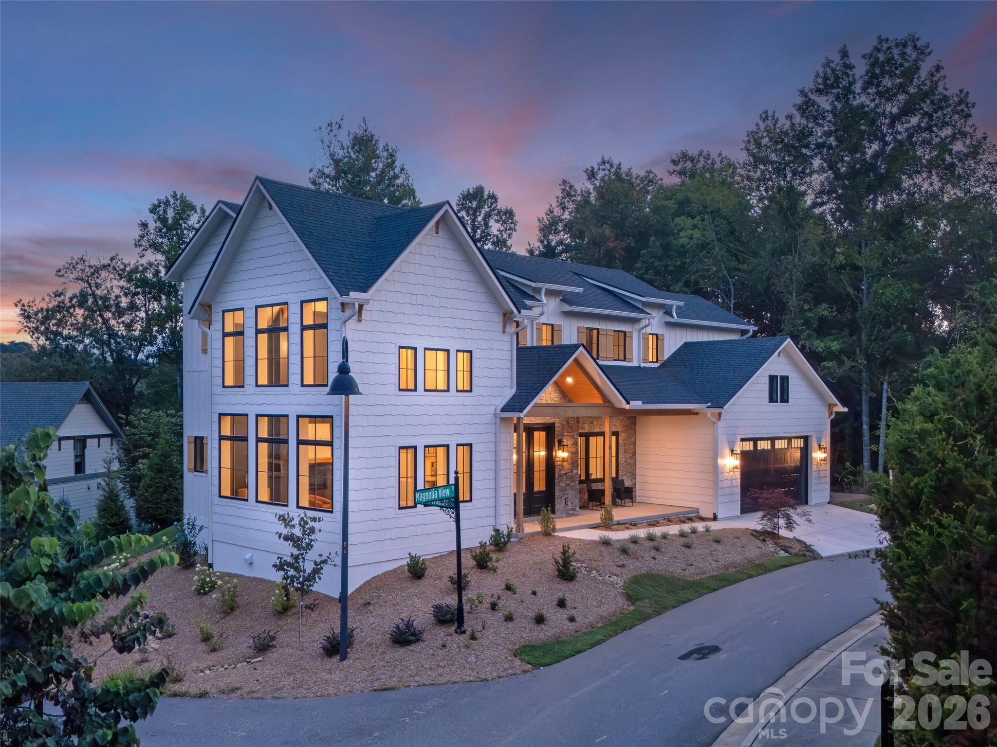 11 Magnolia View Trail — Asheville